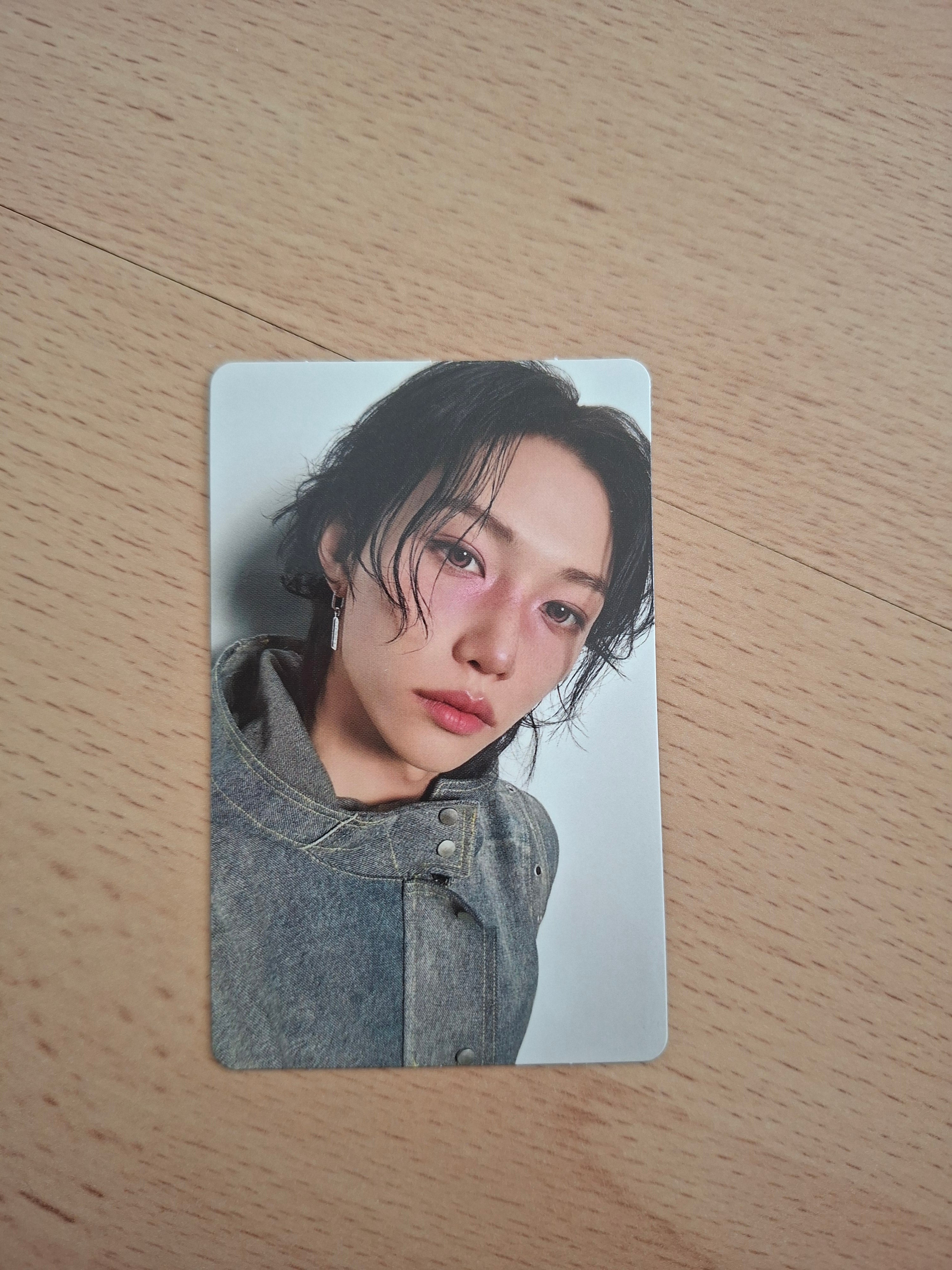 Stray Kids Hollow Regular Photocards