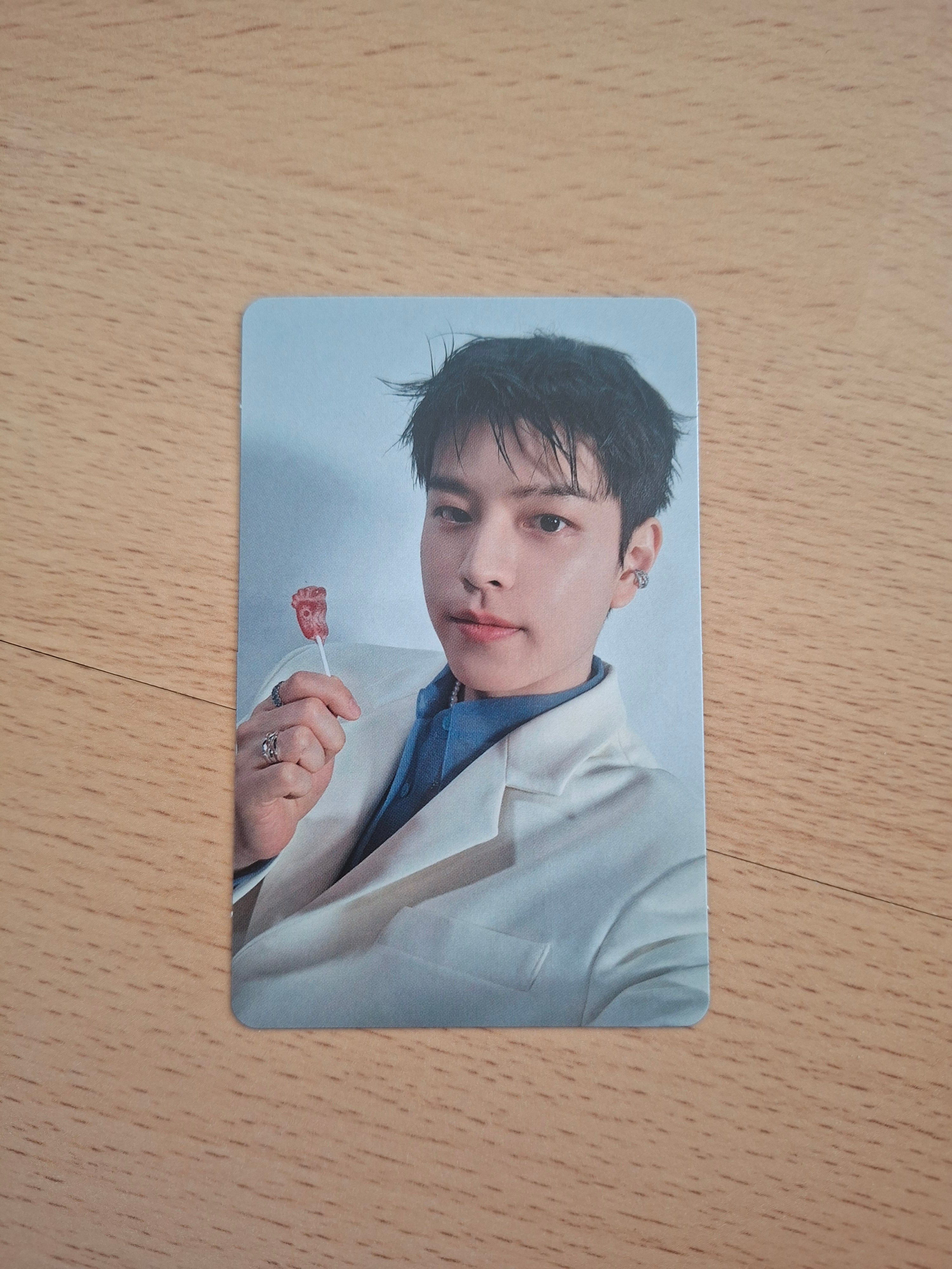 Stray Kids Giant Regular Photocards