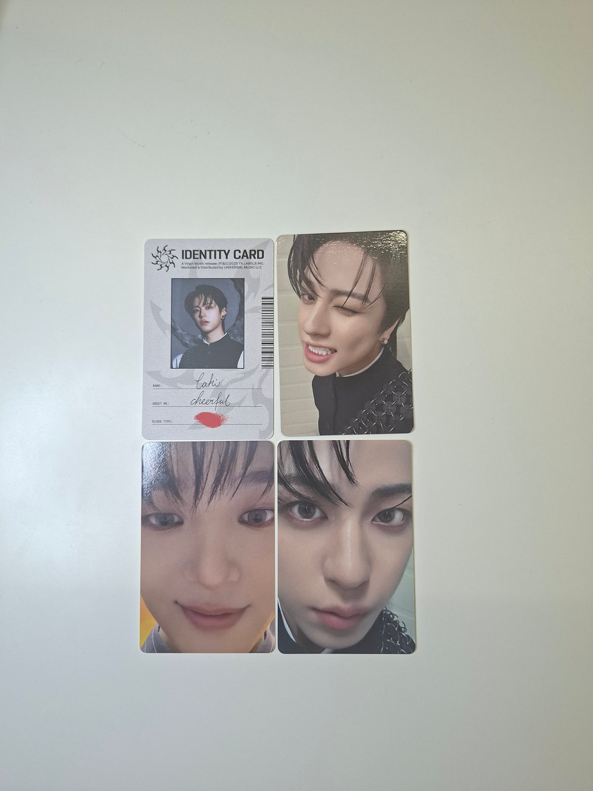 &Team Go in Blind Album Photocard