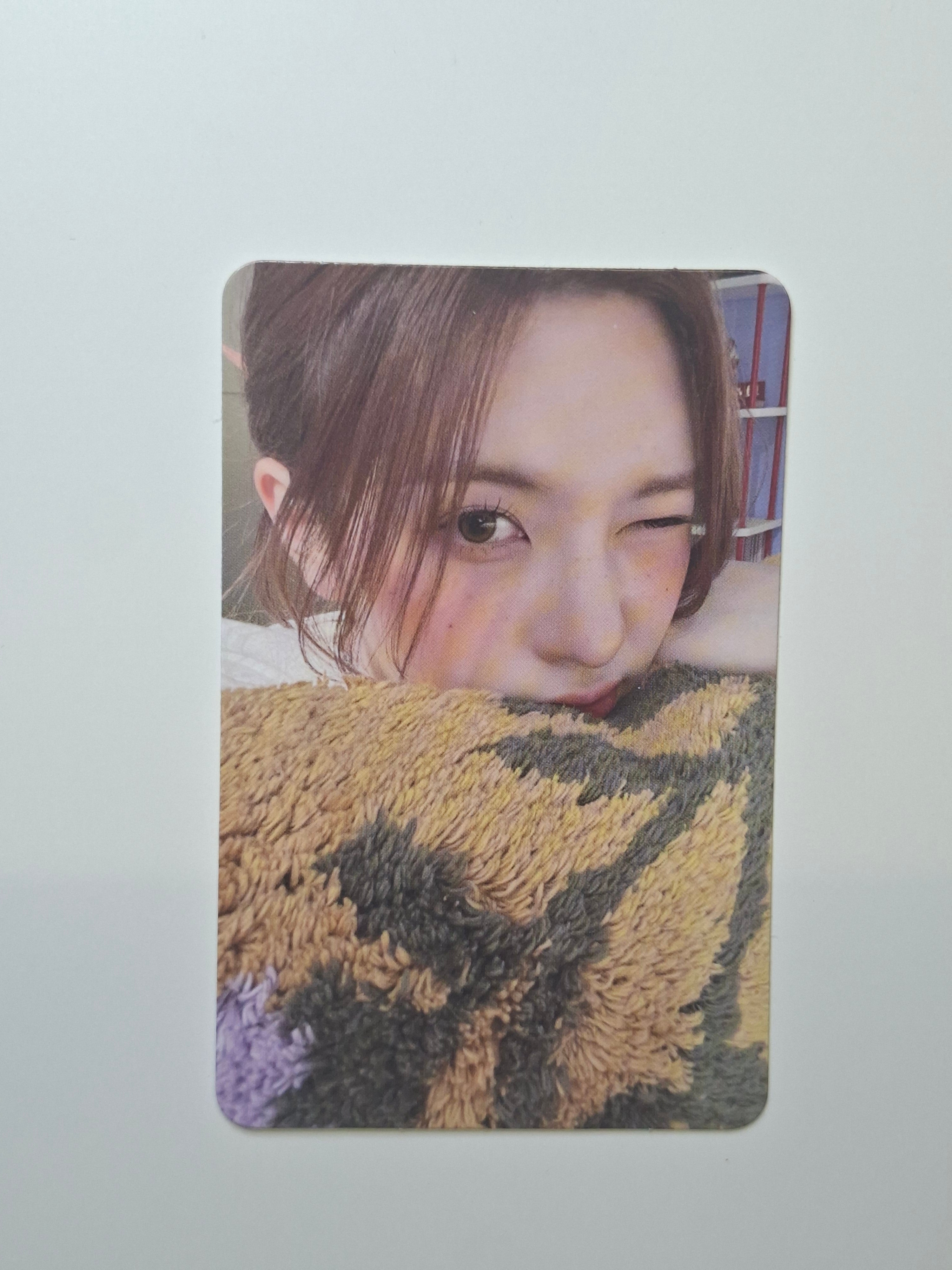Nmixx Expergo Album Photocards