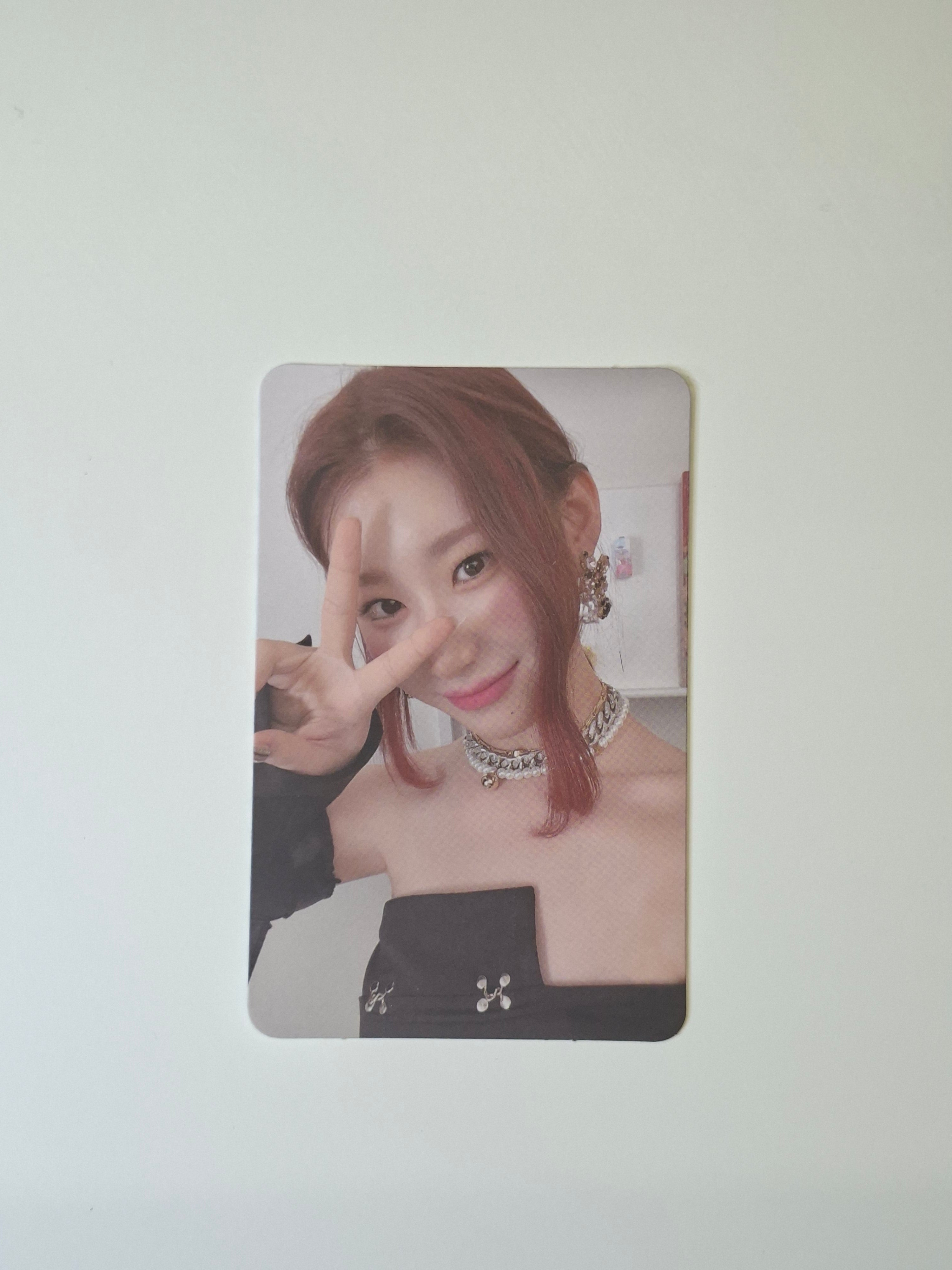Itzy Crazy in Love Album Photocard