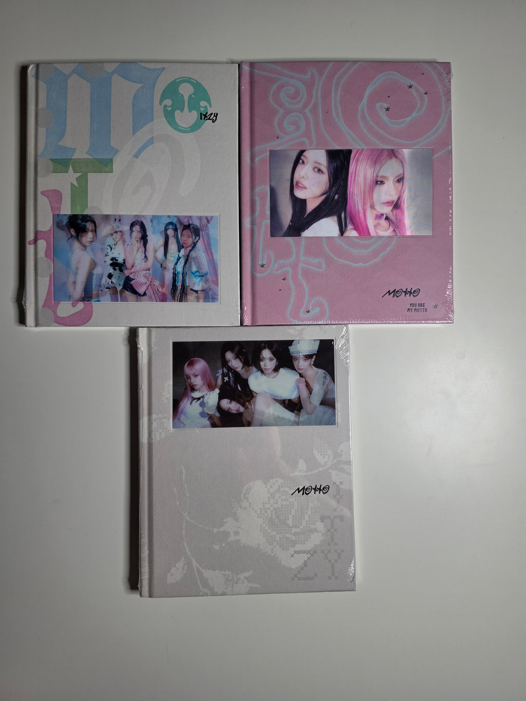Itzy Motto Album Photobook Version