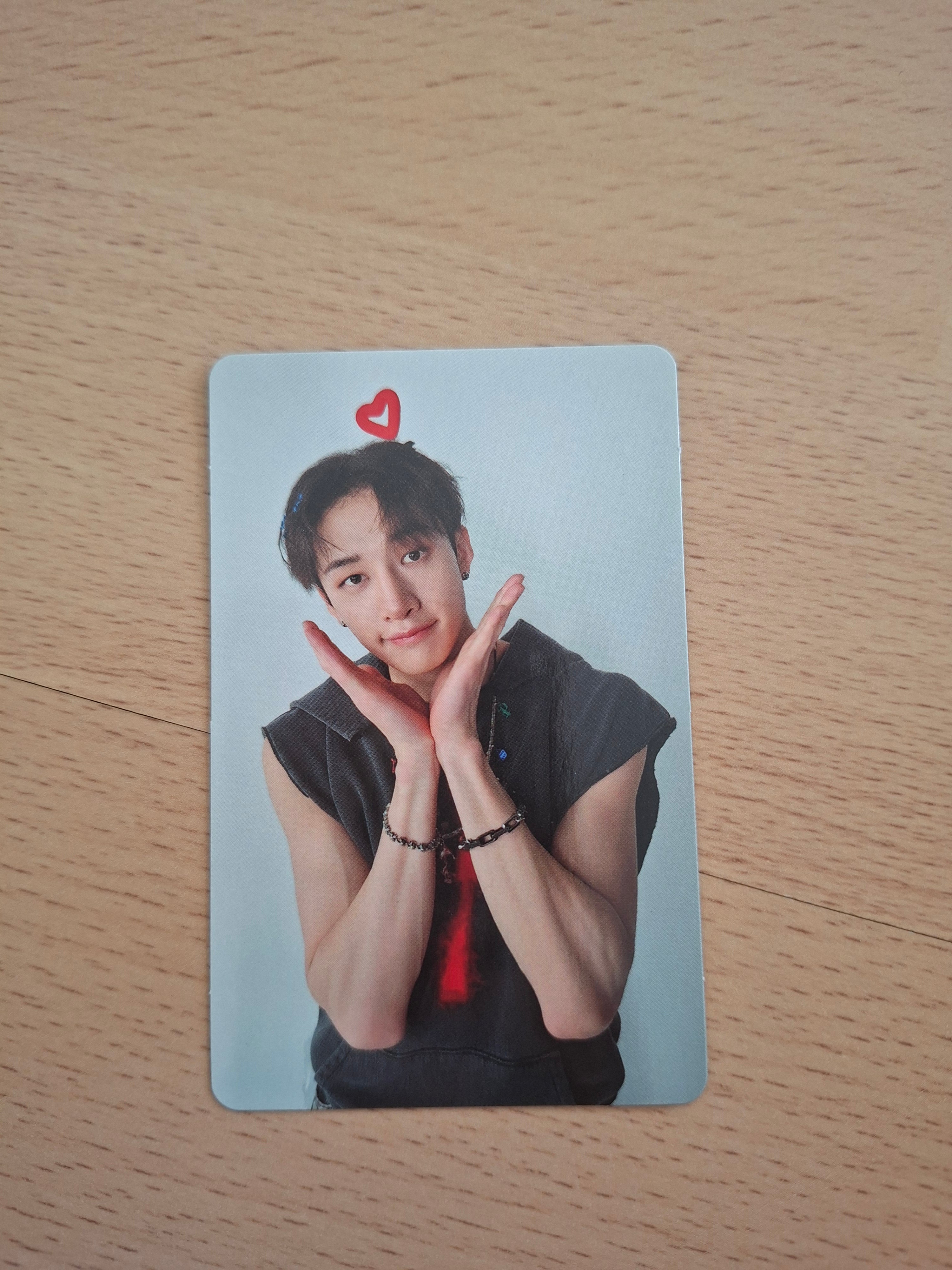 Stray Kids Social Path Album Photocards