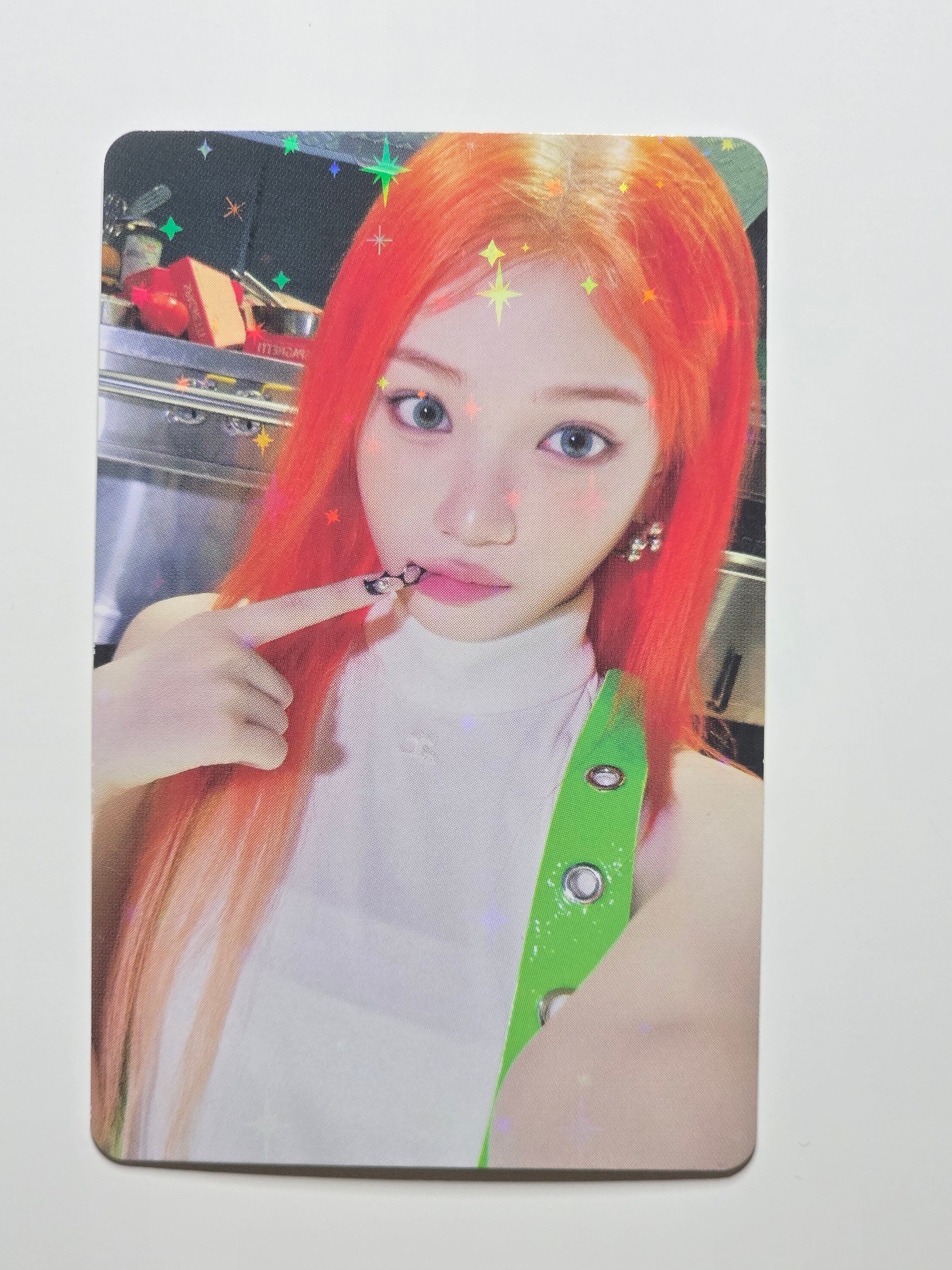 Lesserafim Spaghetti Weverse
