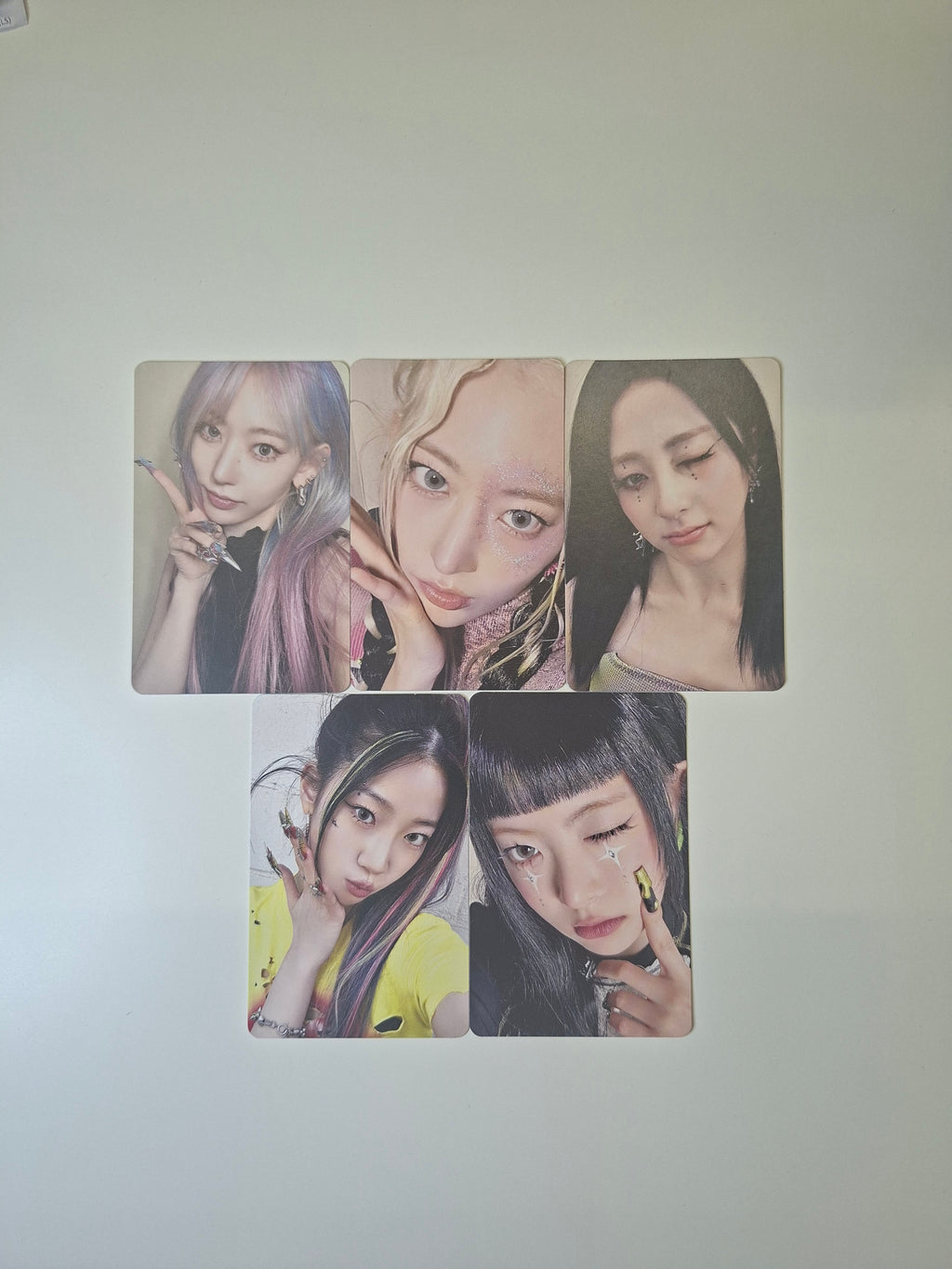Lesserafim Crazy Balaclava Photocard