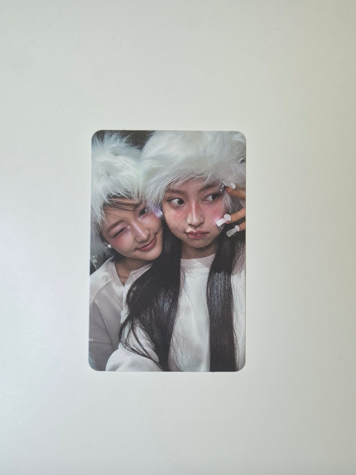 KiiiKiii Uncut Gem Album Photocard Digging