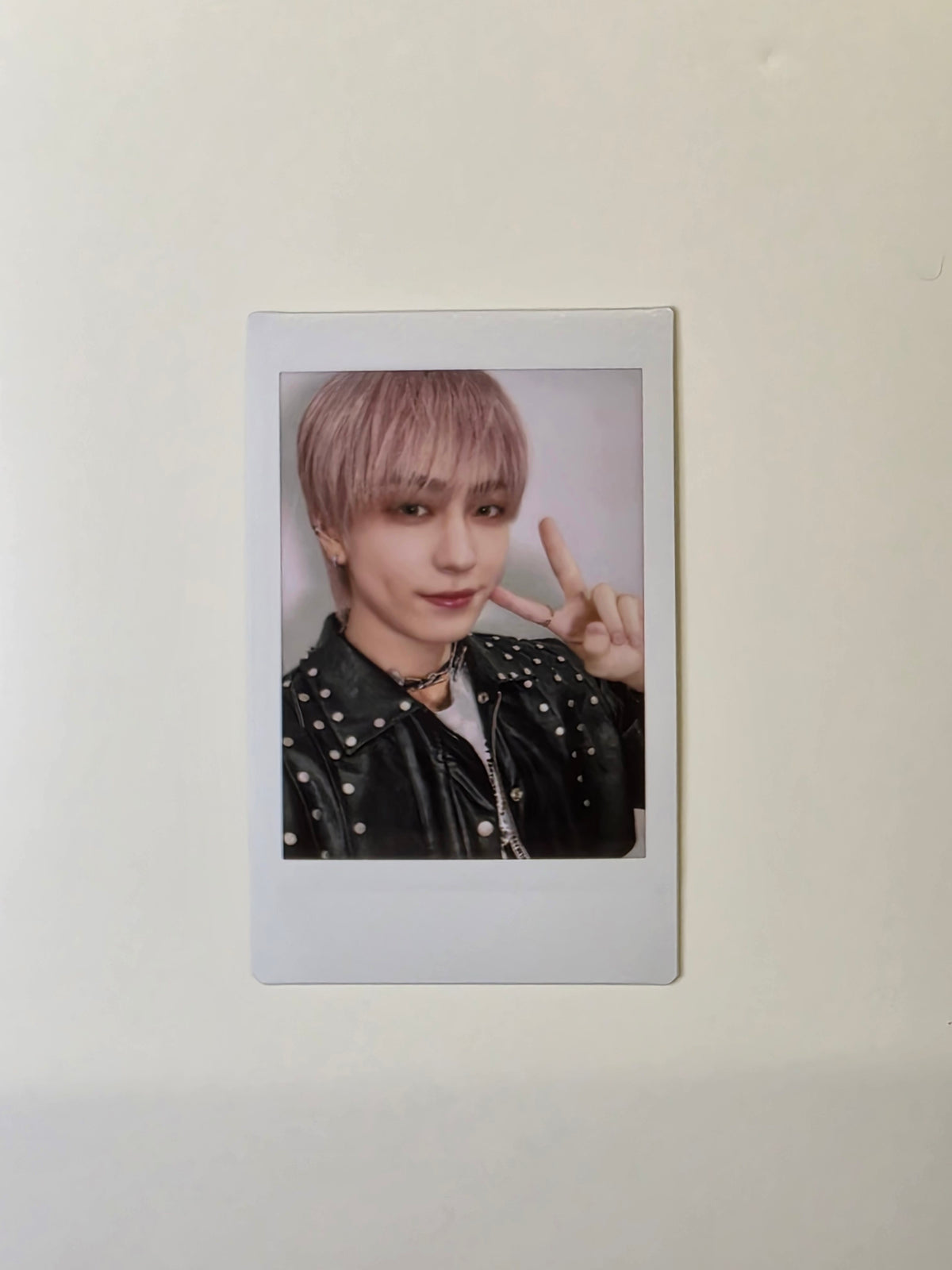 &Team First Paw Print Instant Photocard Taki