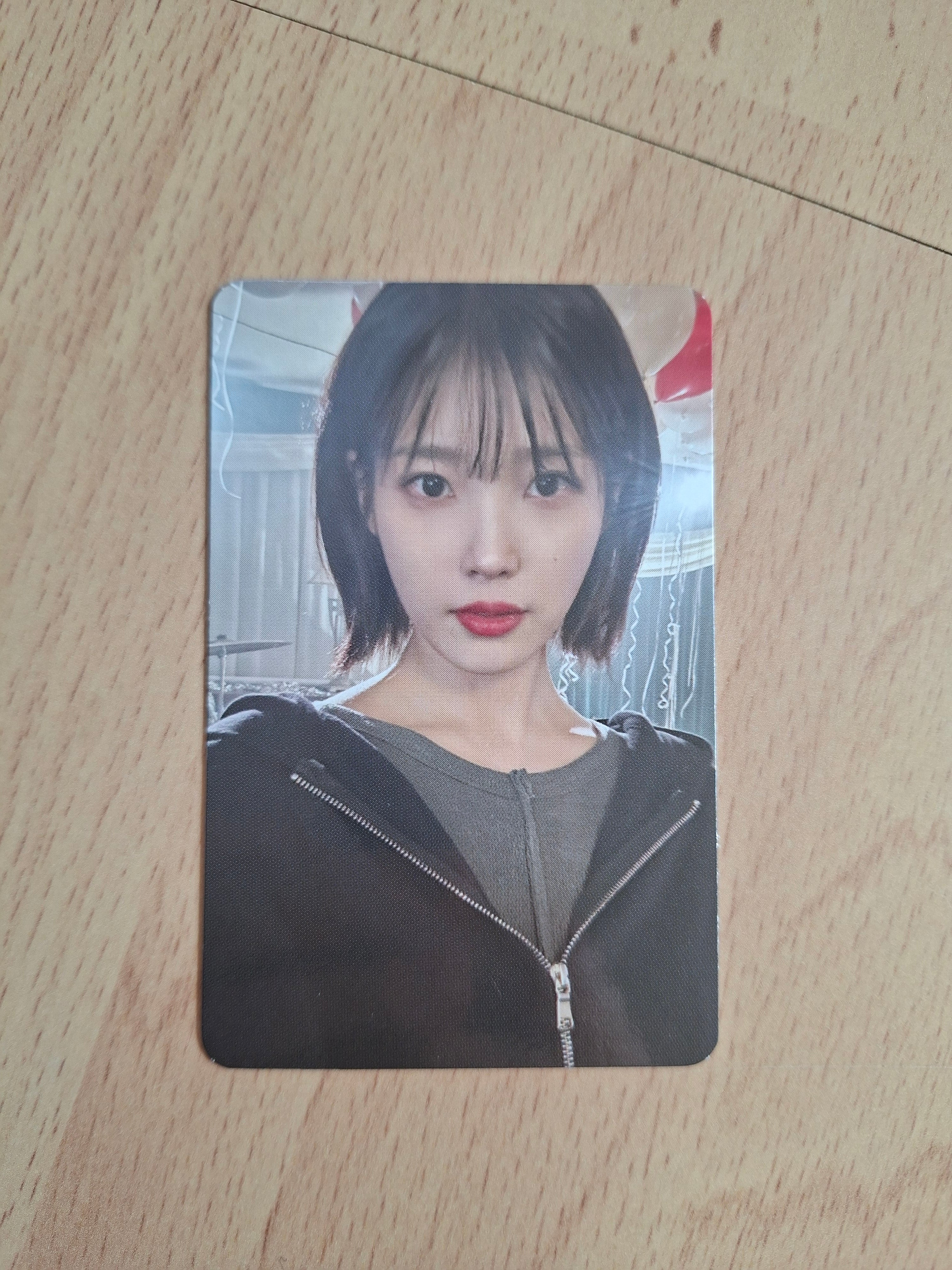 IU Concert Tin Photocard