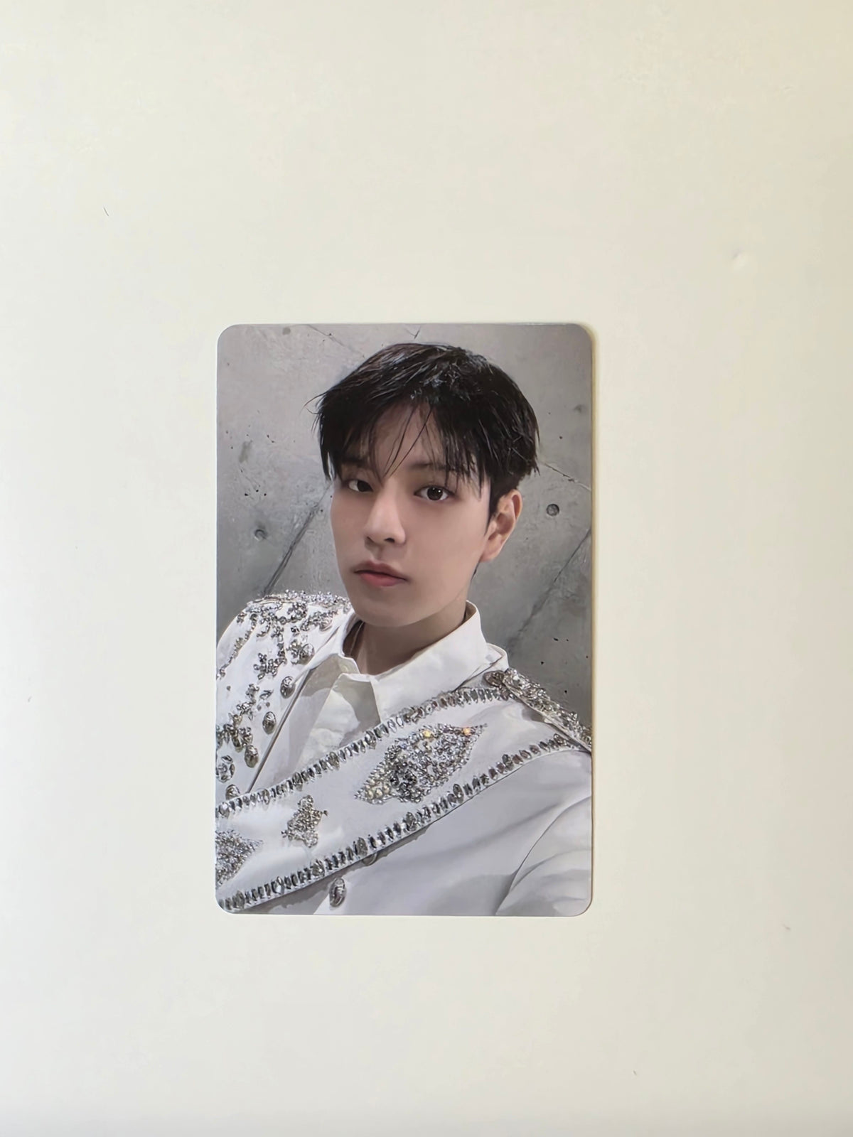 Stray Kids dominAte Japan Bluray Limited White outfits