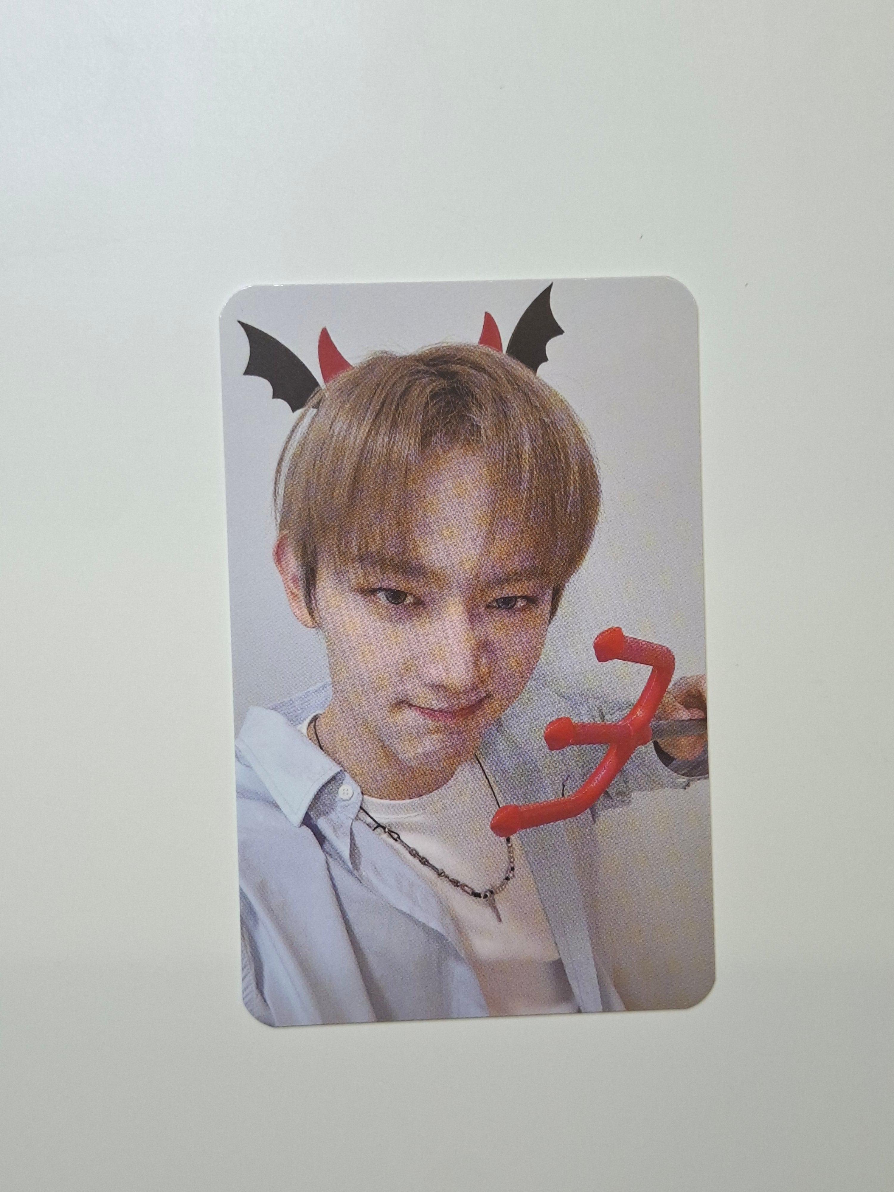 Evnne Un: Seen Kpopstore Photocard