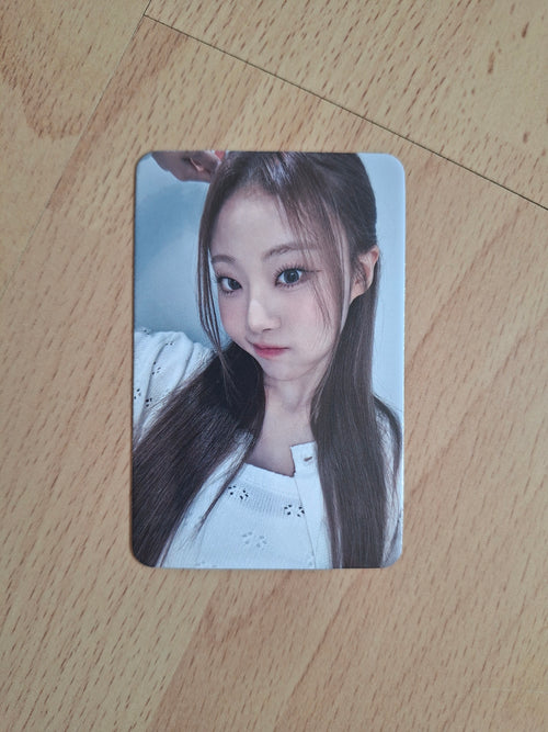 Billlie Fanconcert entry gift