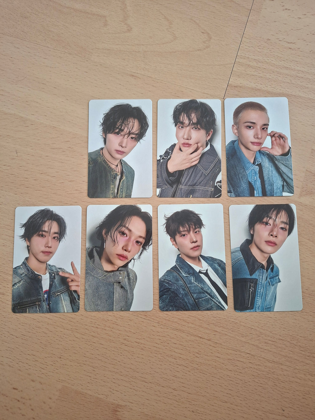 Stray Kids Hollow Regular Photocards