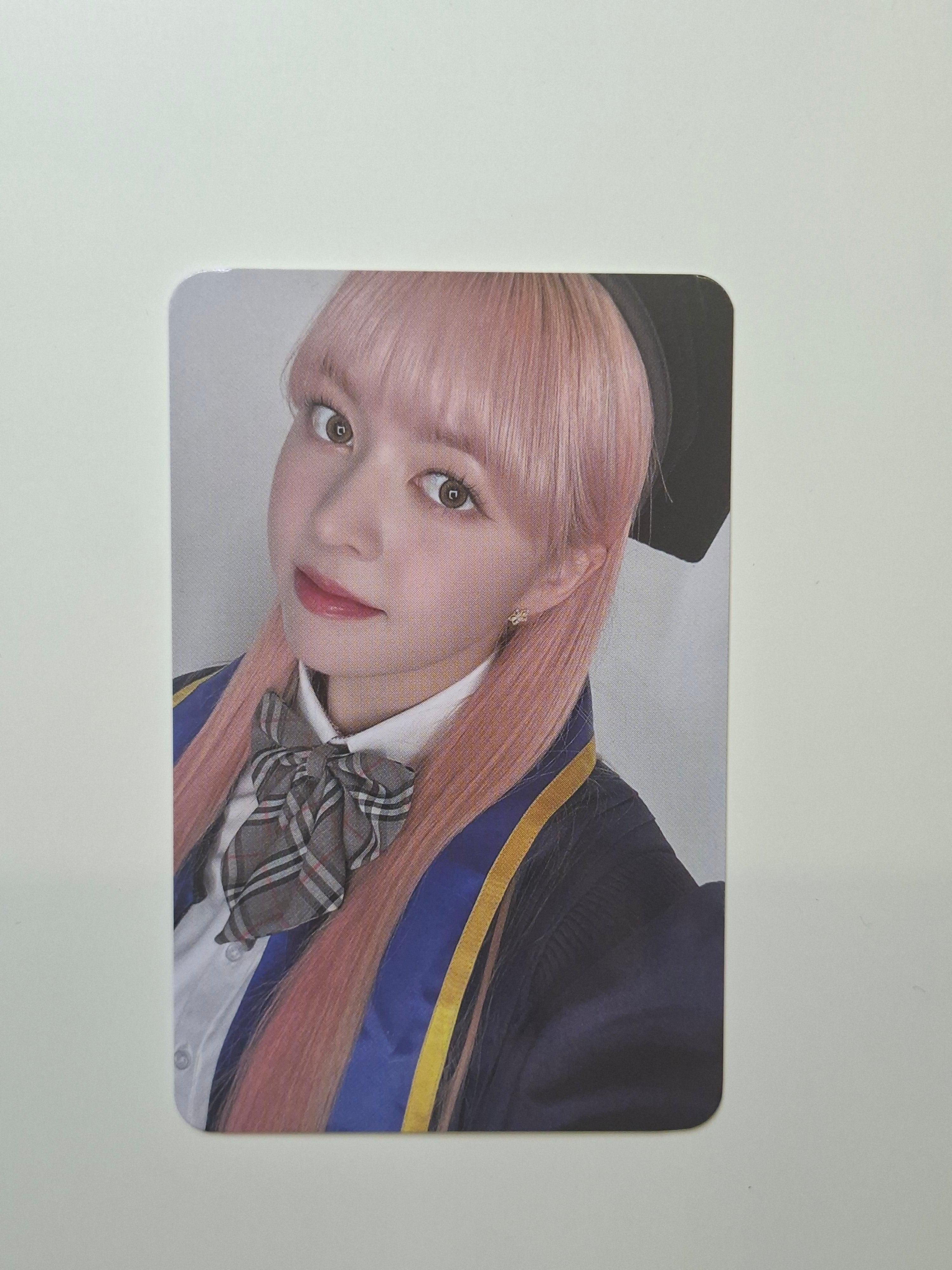 Nmixx Lily 1st Fanclub Photocard