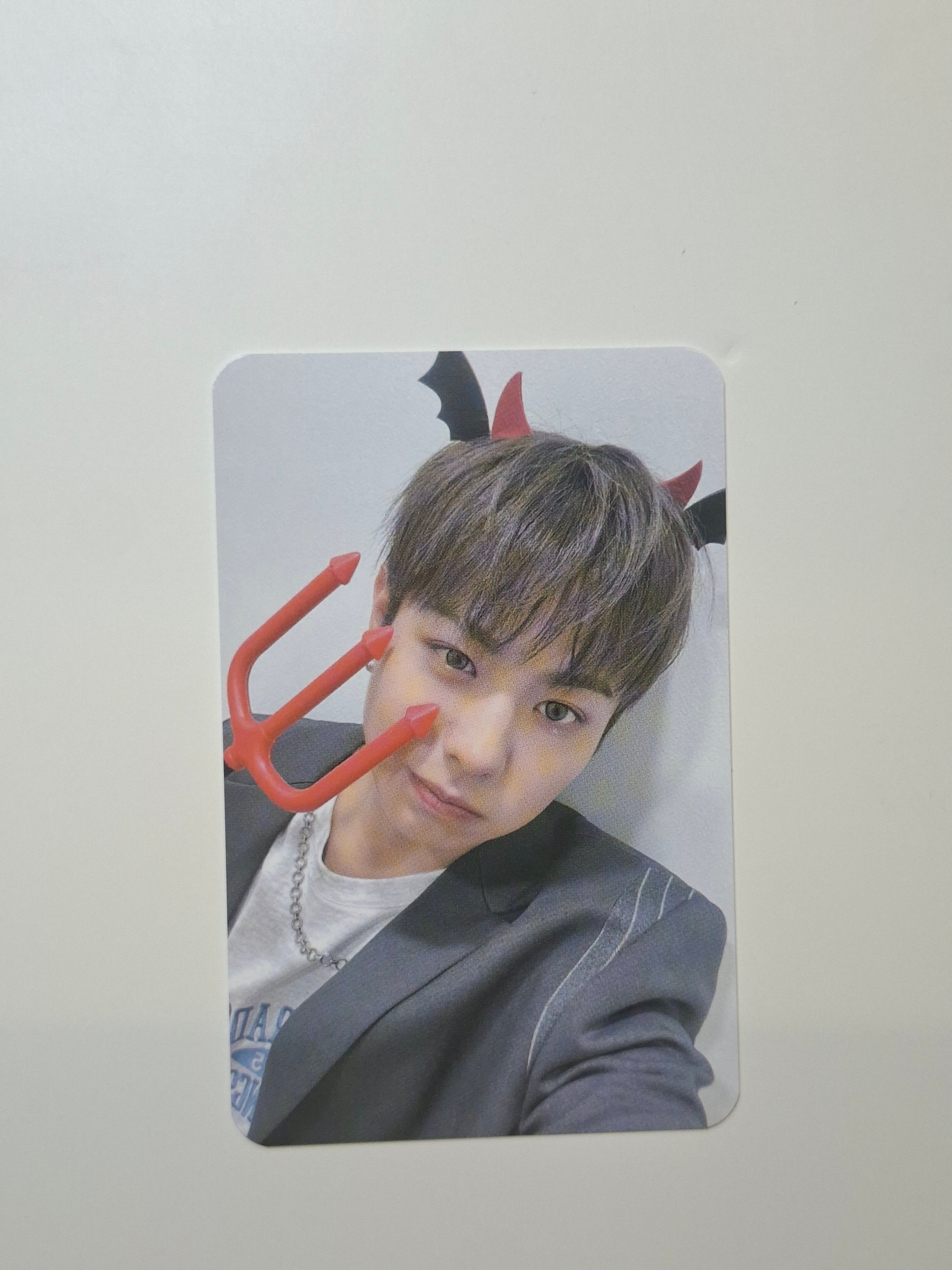 Evnne Un: Seen Kpopstore Photocard