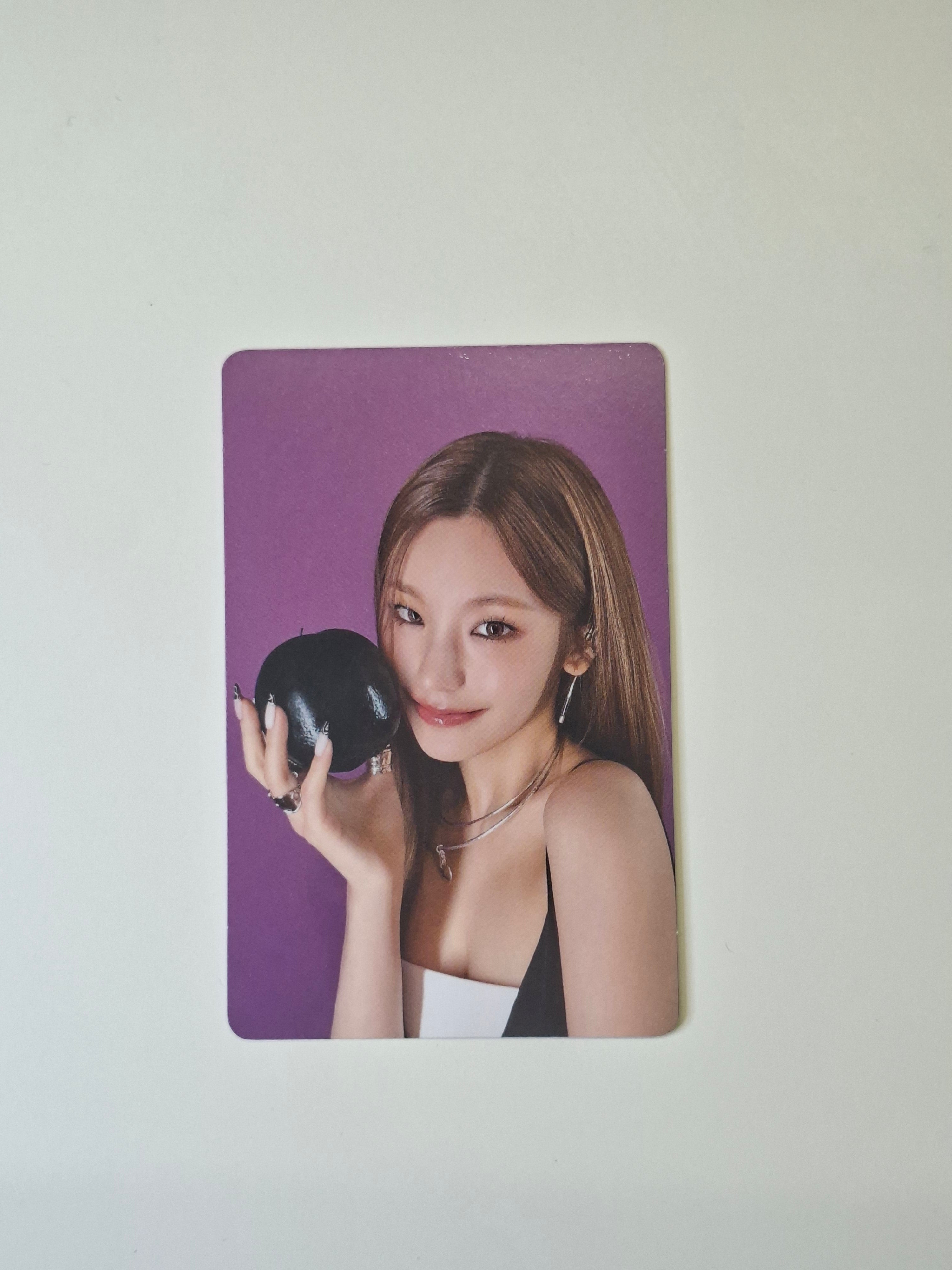 Itzy Yeji Ringo Photocard