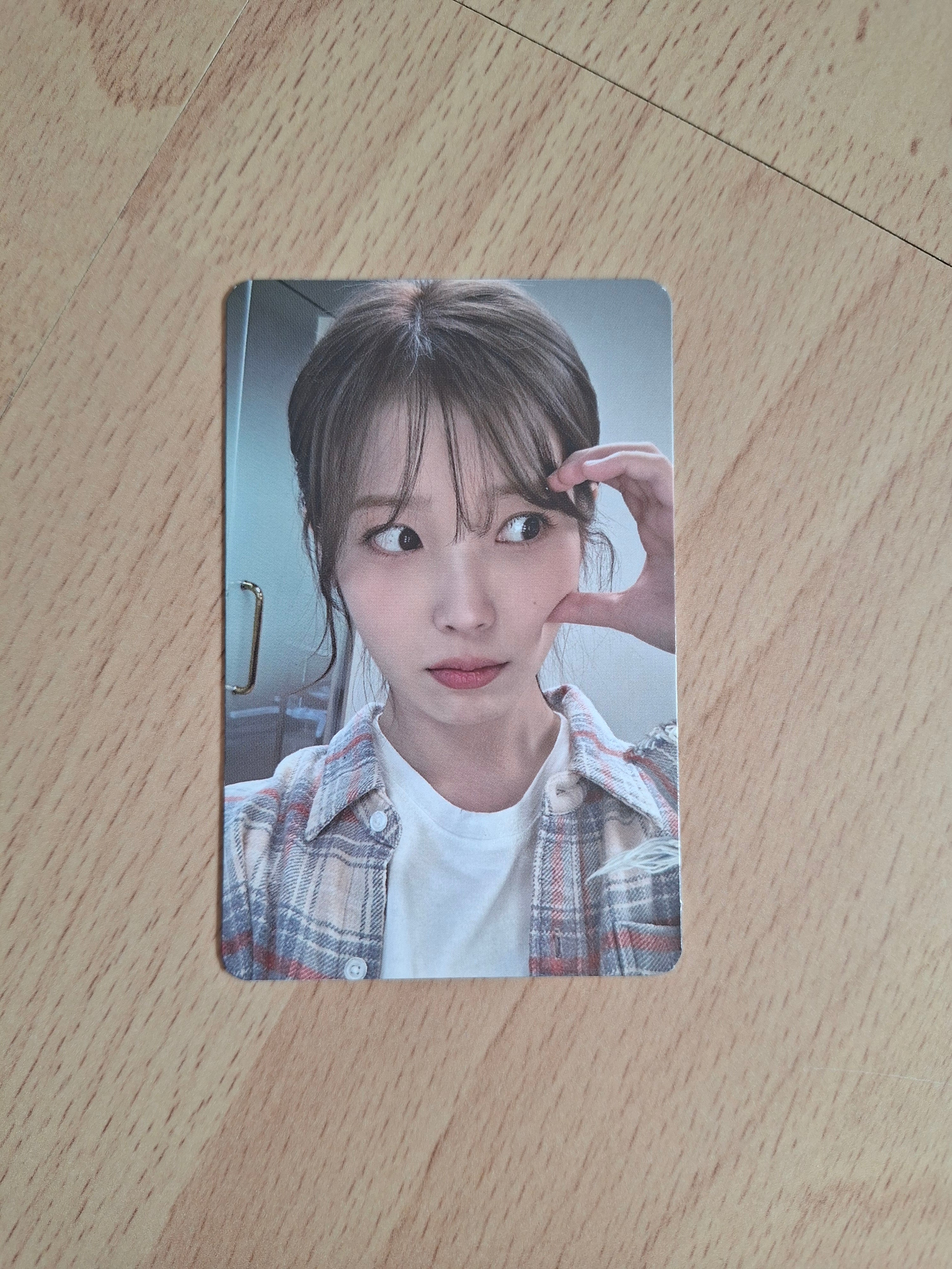 IU Concert Tin Photocard