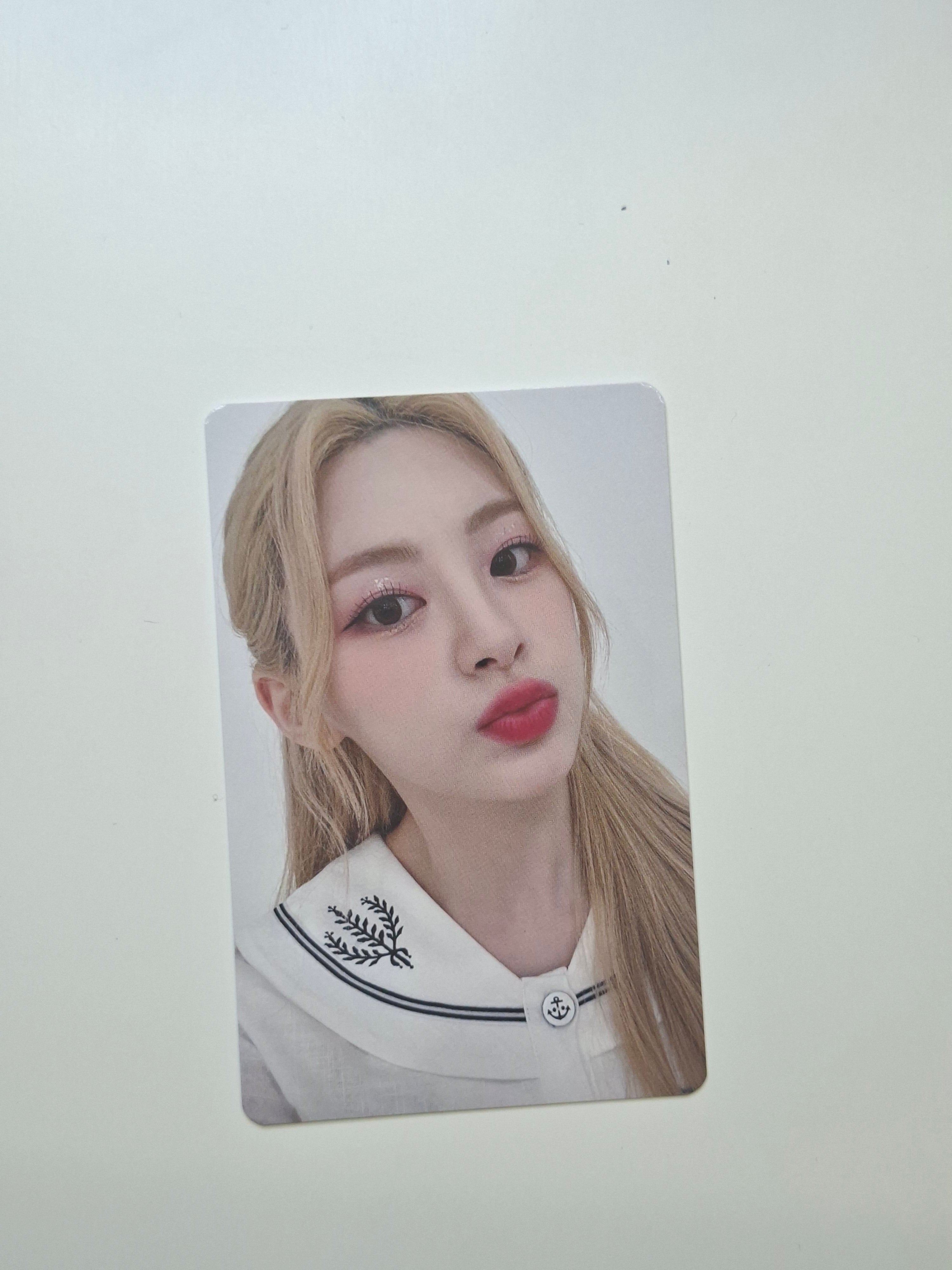 Stayc Stay Cool Party Card Holder Photocard