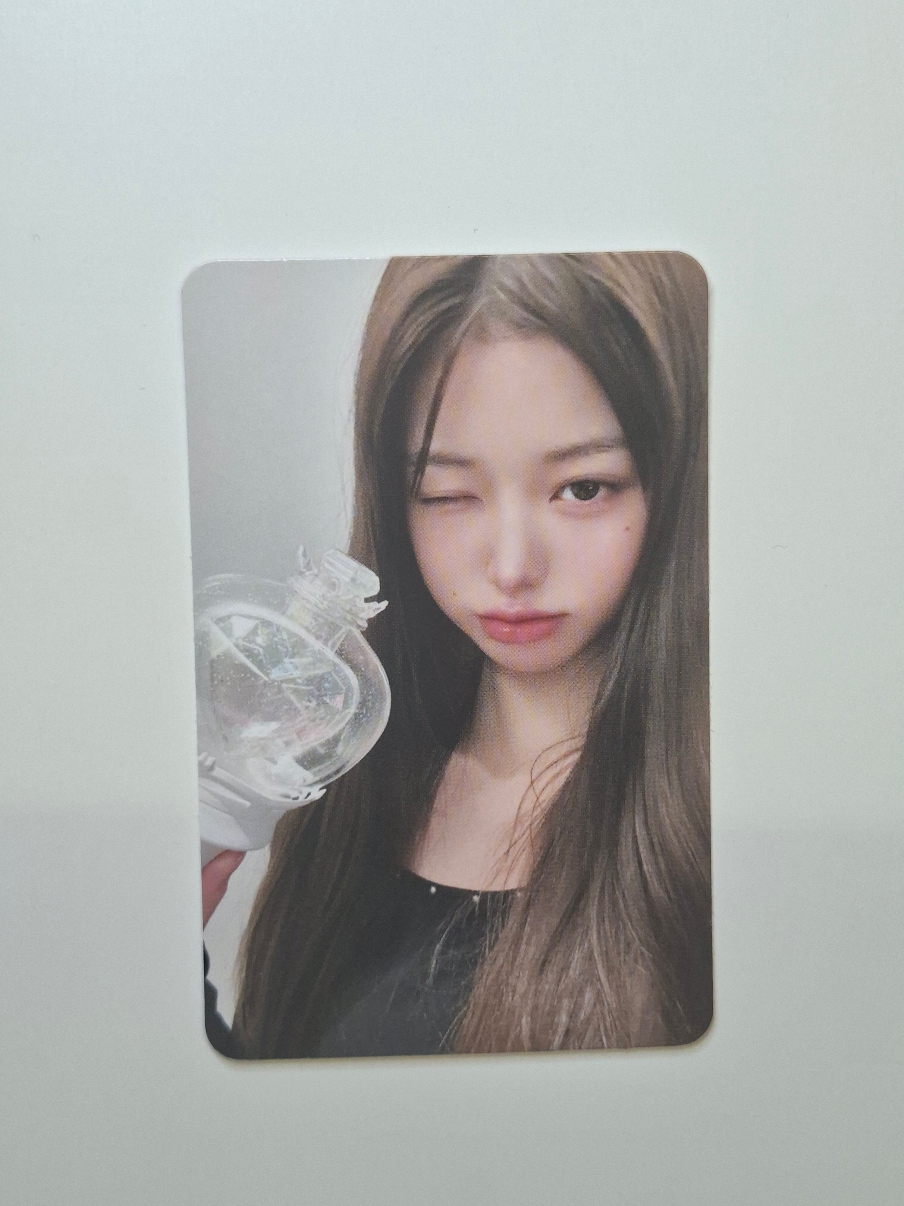 Ive Lightstick Ver.2 Photocard