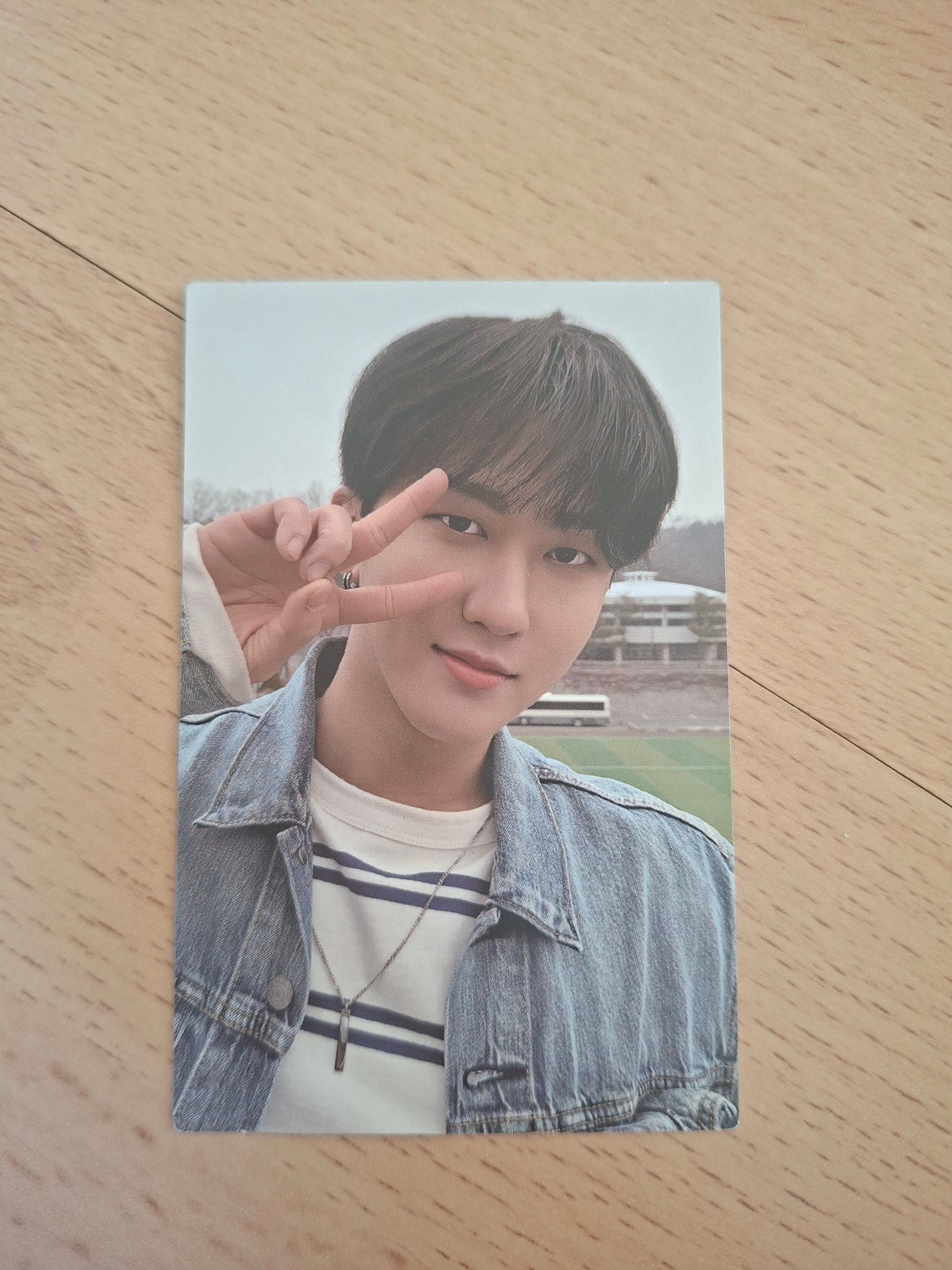 Stray Kids GO Live Album Photocards