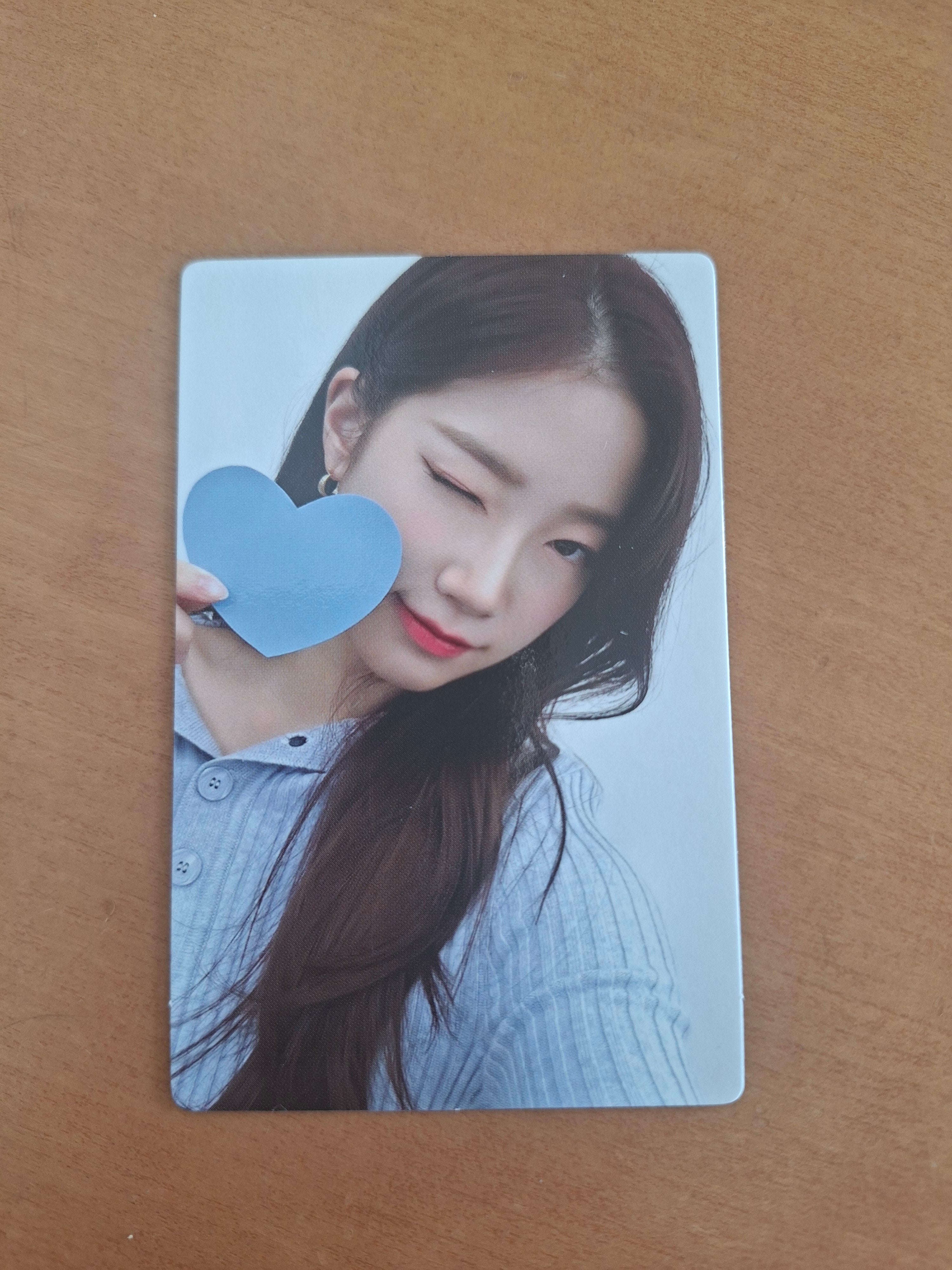 LESSERAFIM Global Fanclub Photocard