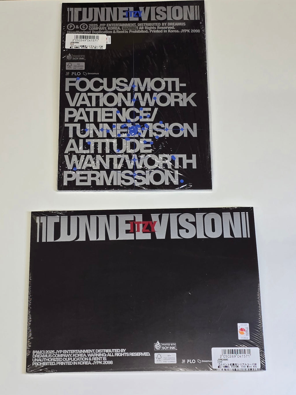 Itzy Tunnel Vision Album Photobook Version