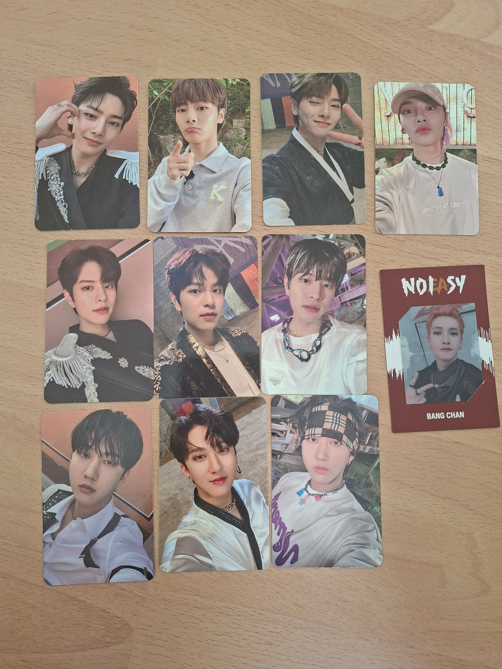 Stray Kids Noeasy Album Photocards
