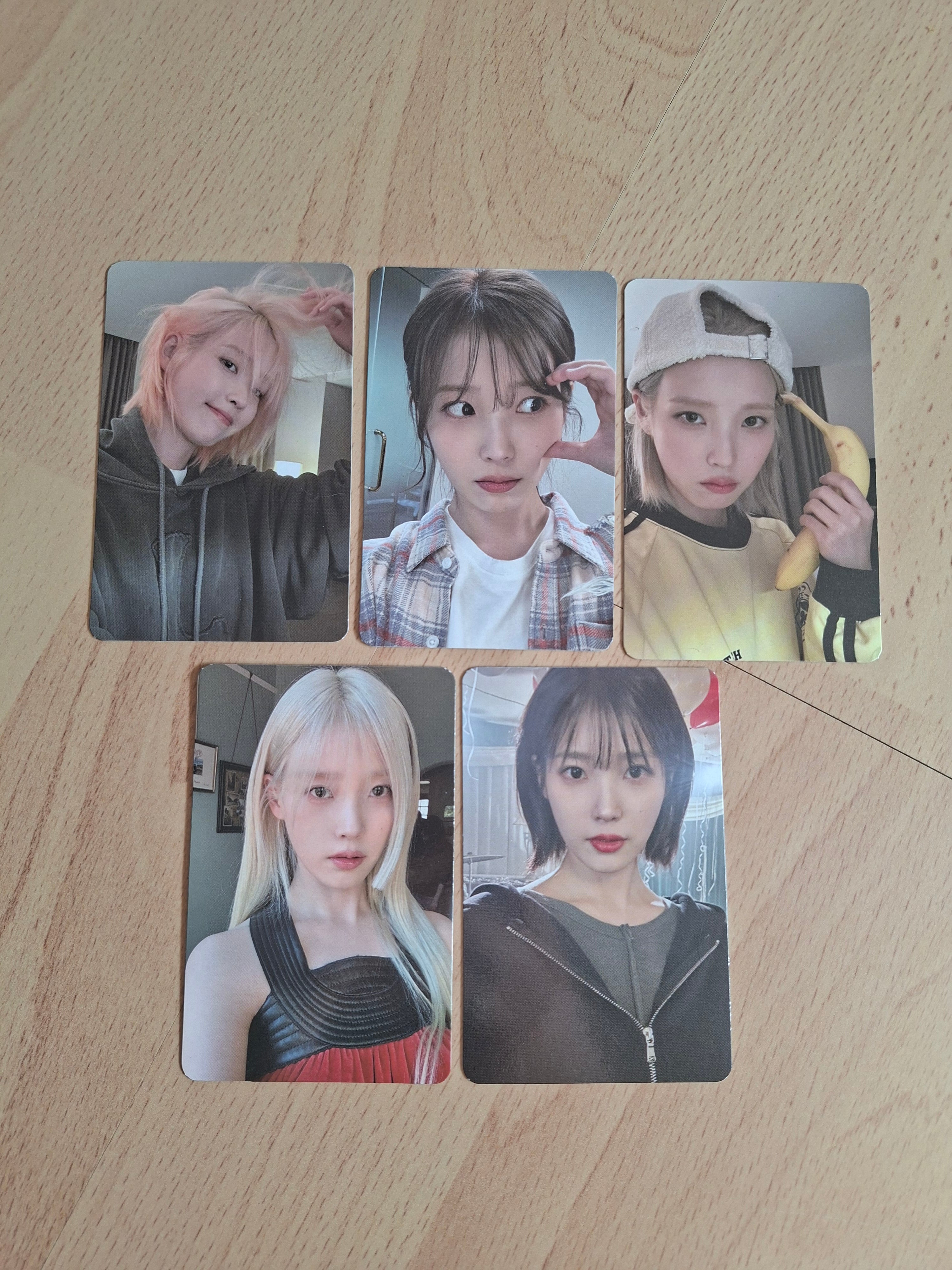 IU Concert Tin Photocard