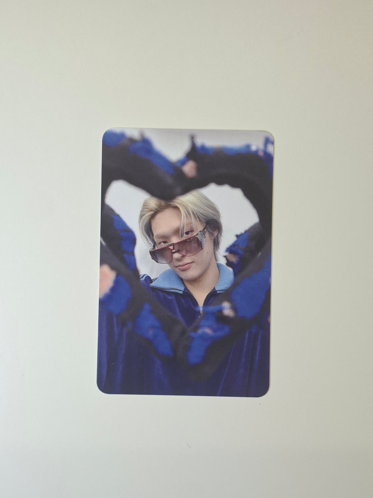 Ateez Aniteez in Color Random Photocard Pack Selfie