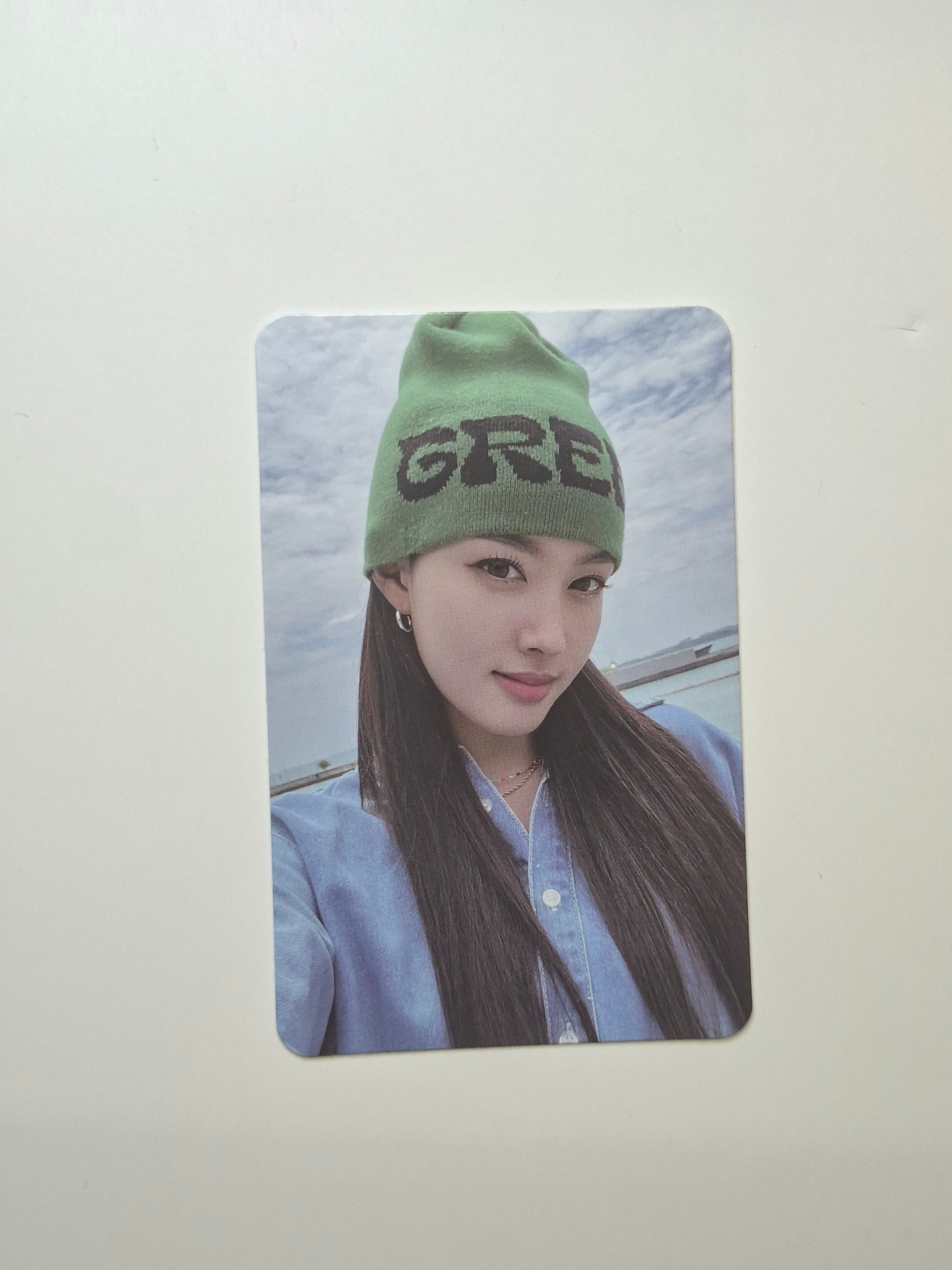 Stayc Photobook Stay in Chicago Photo Frame Photocard