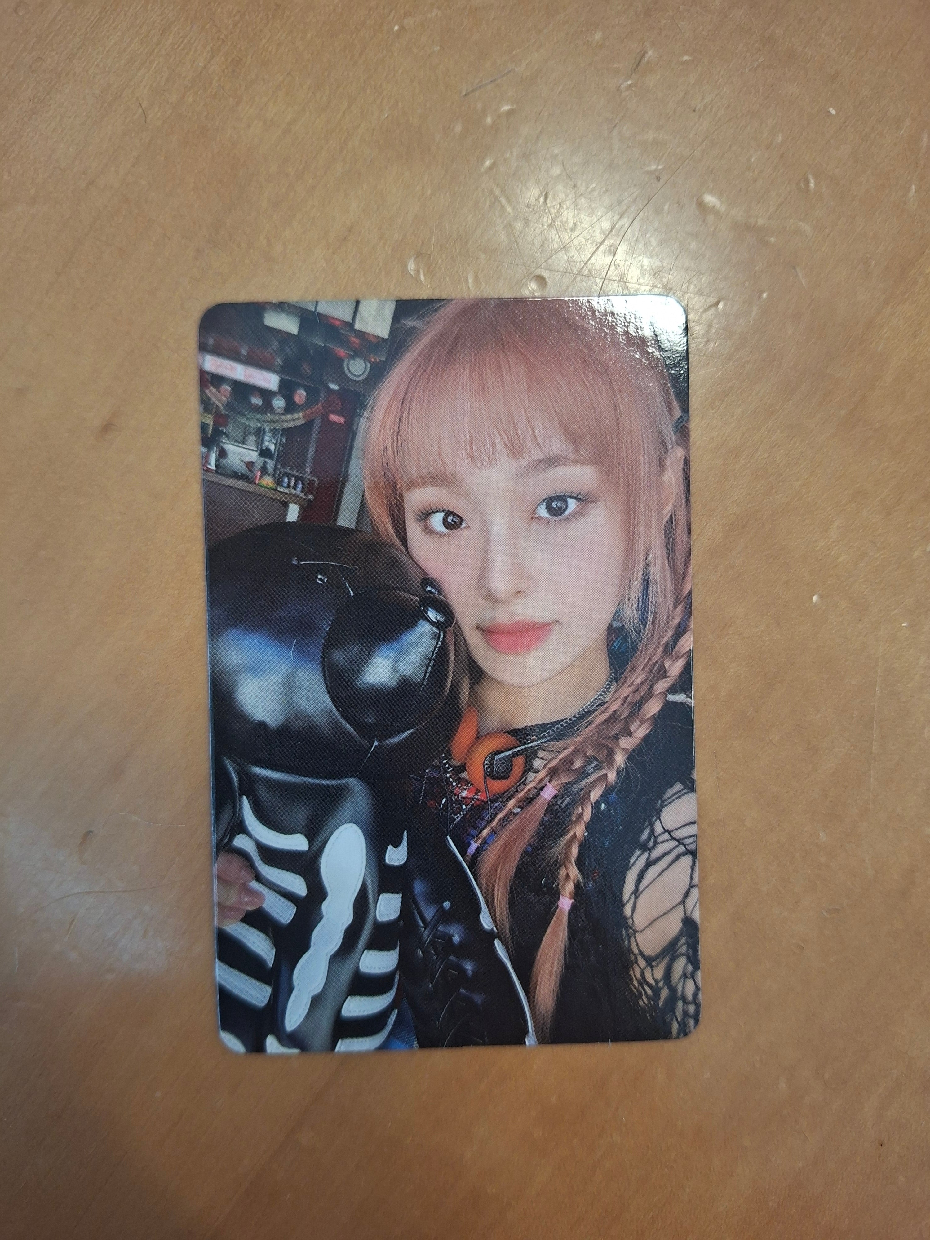 Chuu Howl Album Photocard