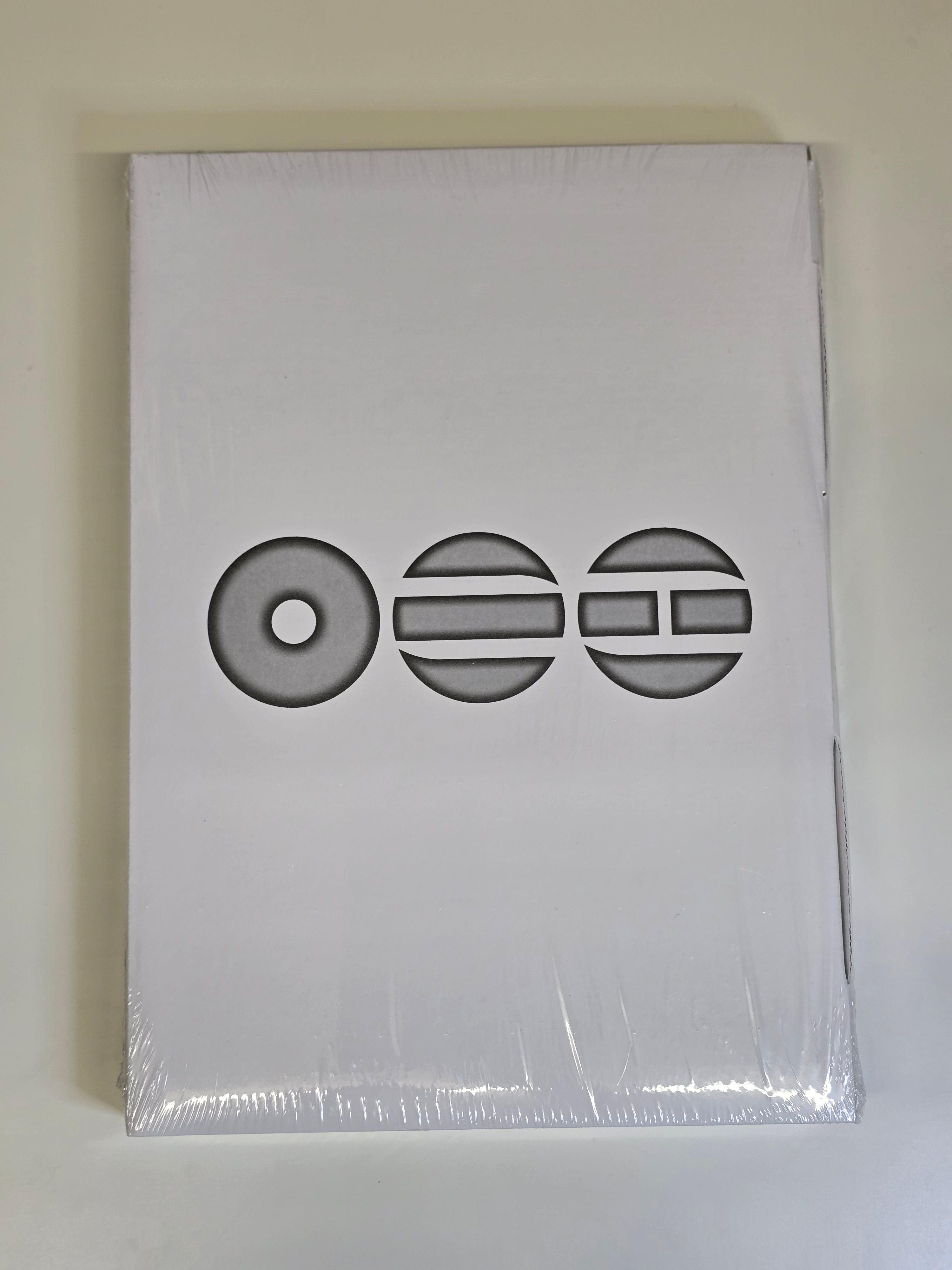 BTS Arirang Albums