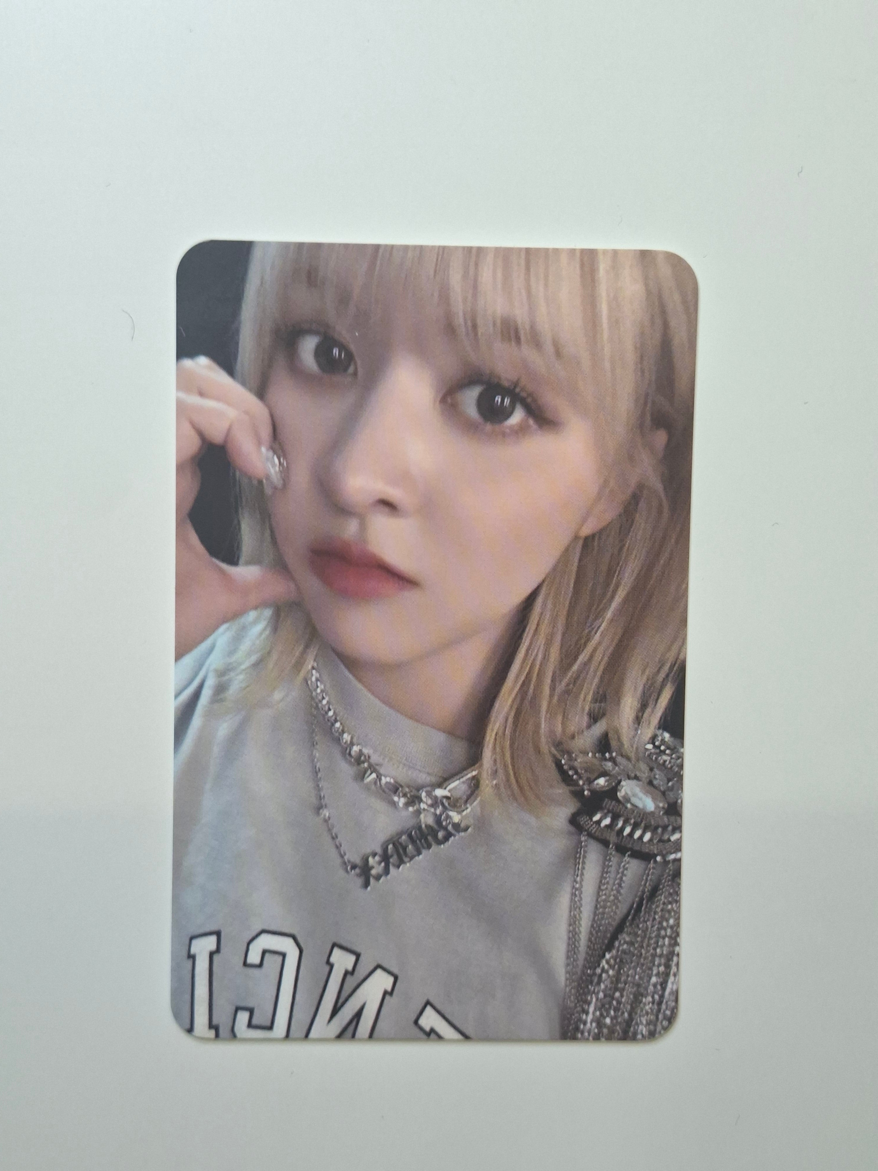 Nmixx Fe304: Break Deco Kit Photocard