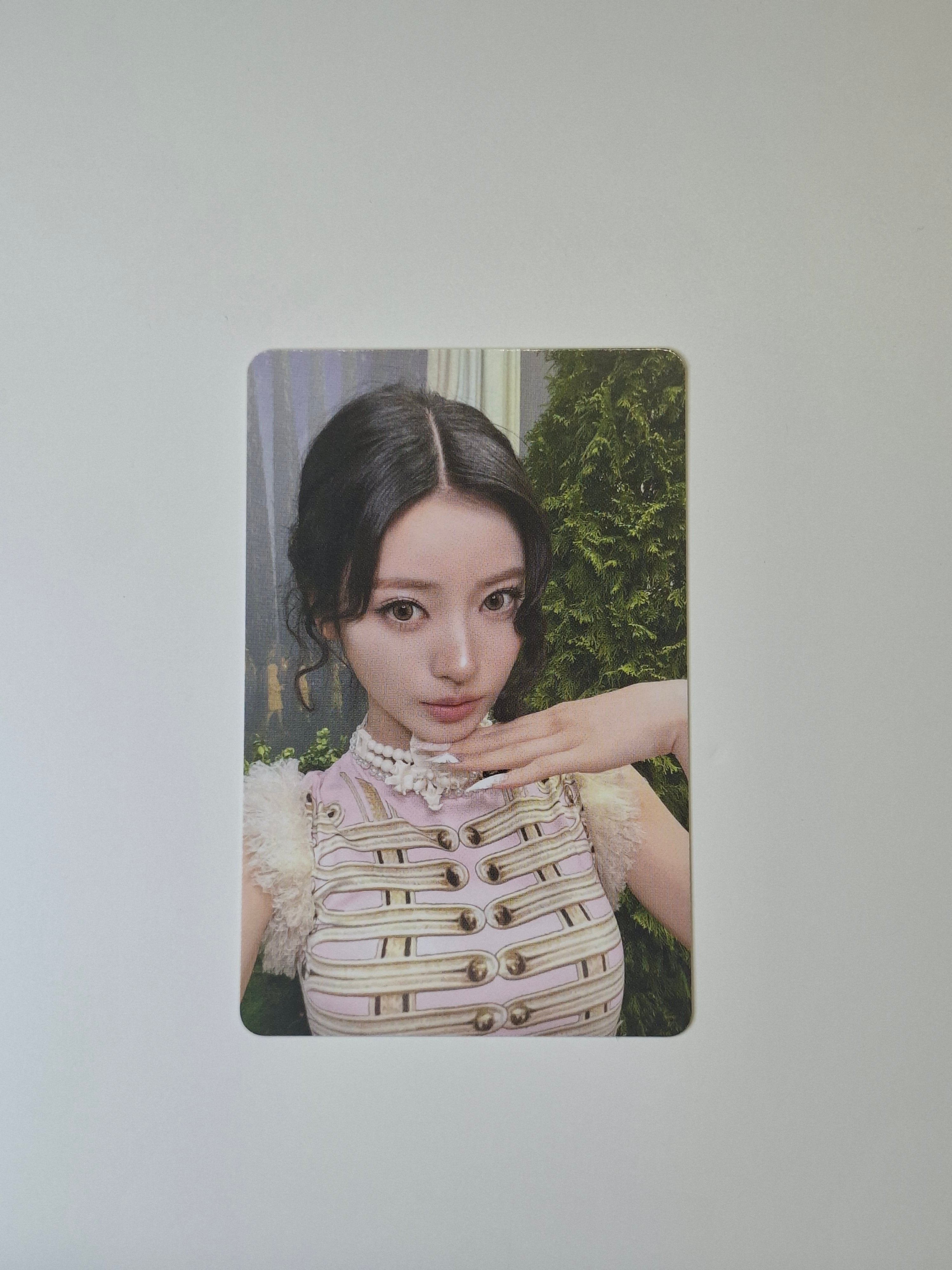 Meovv Bite Now Pop Up Collect Case Photocard