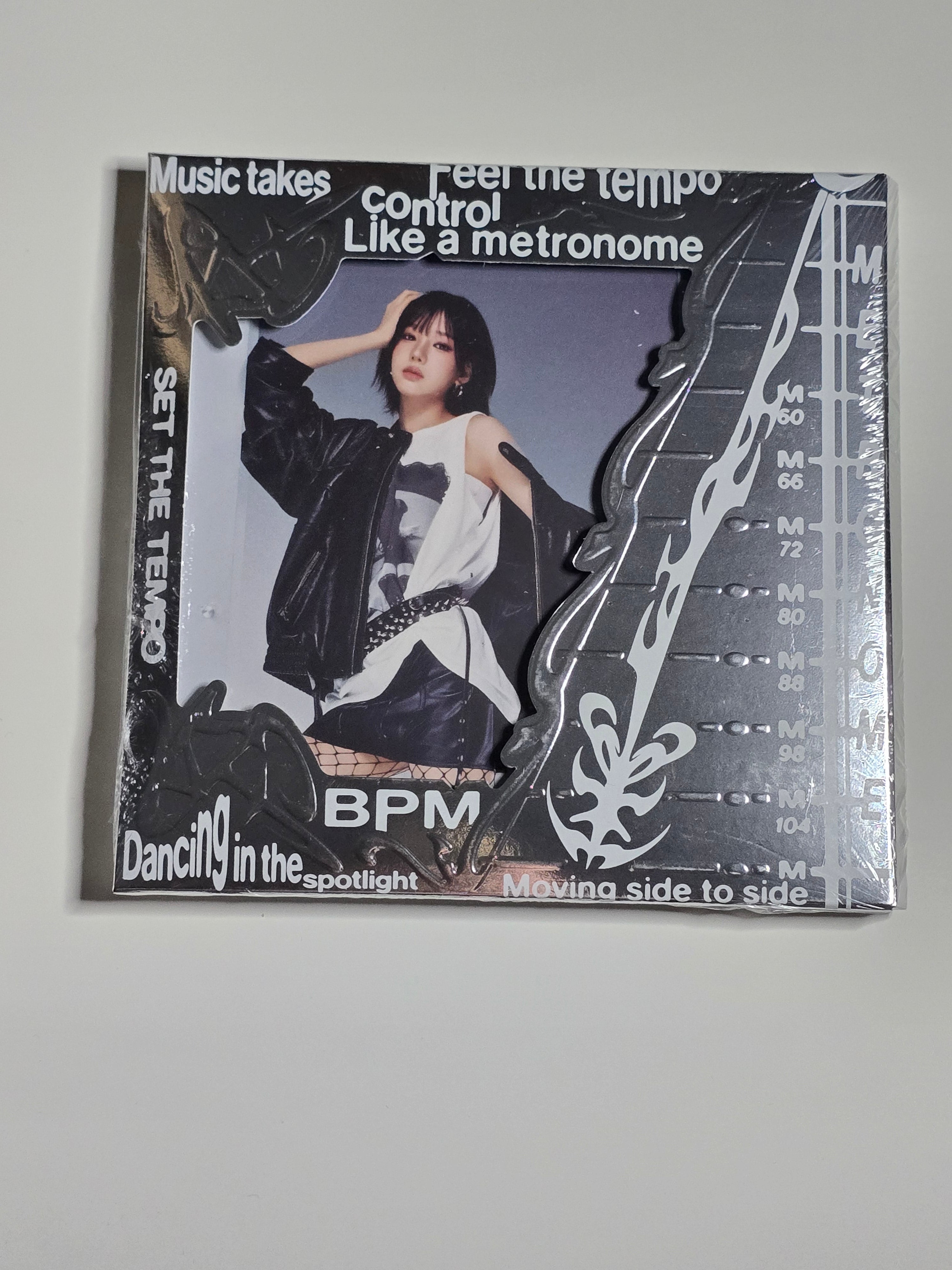 Izna Set The Tempo Postcard Version