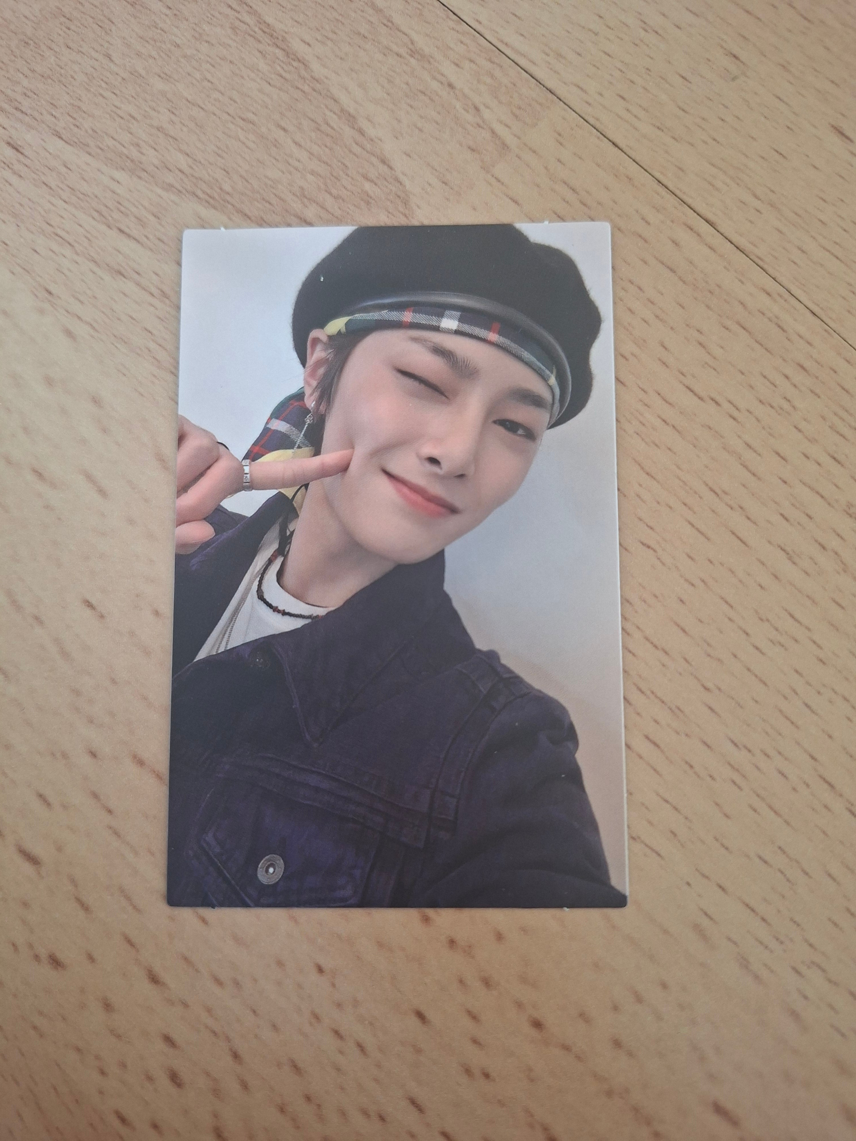Stray Kids GO Live Album Photocards