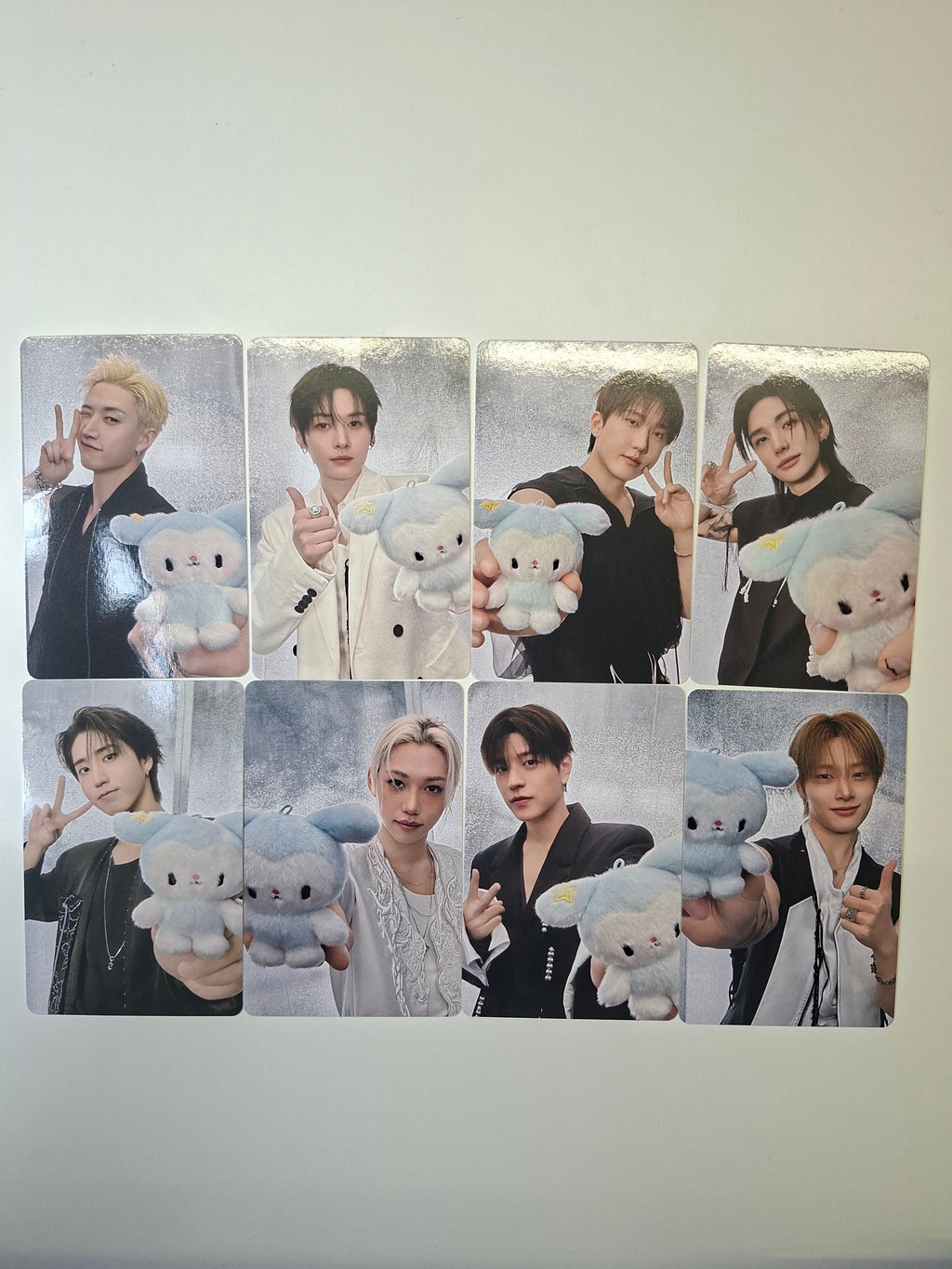 Stray Kids Run it Offline Merch Benefit