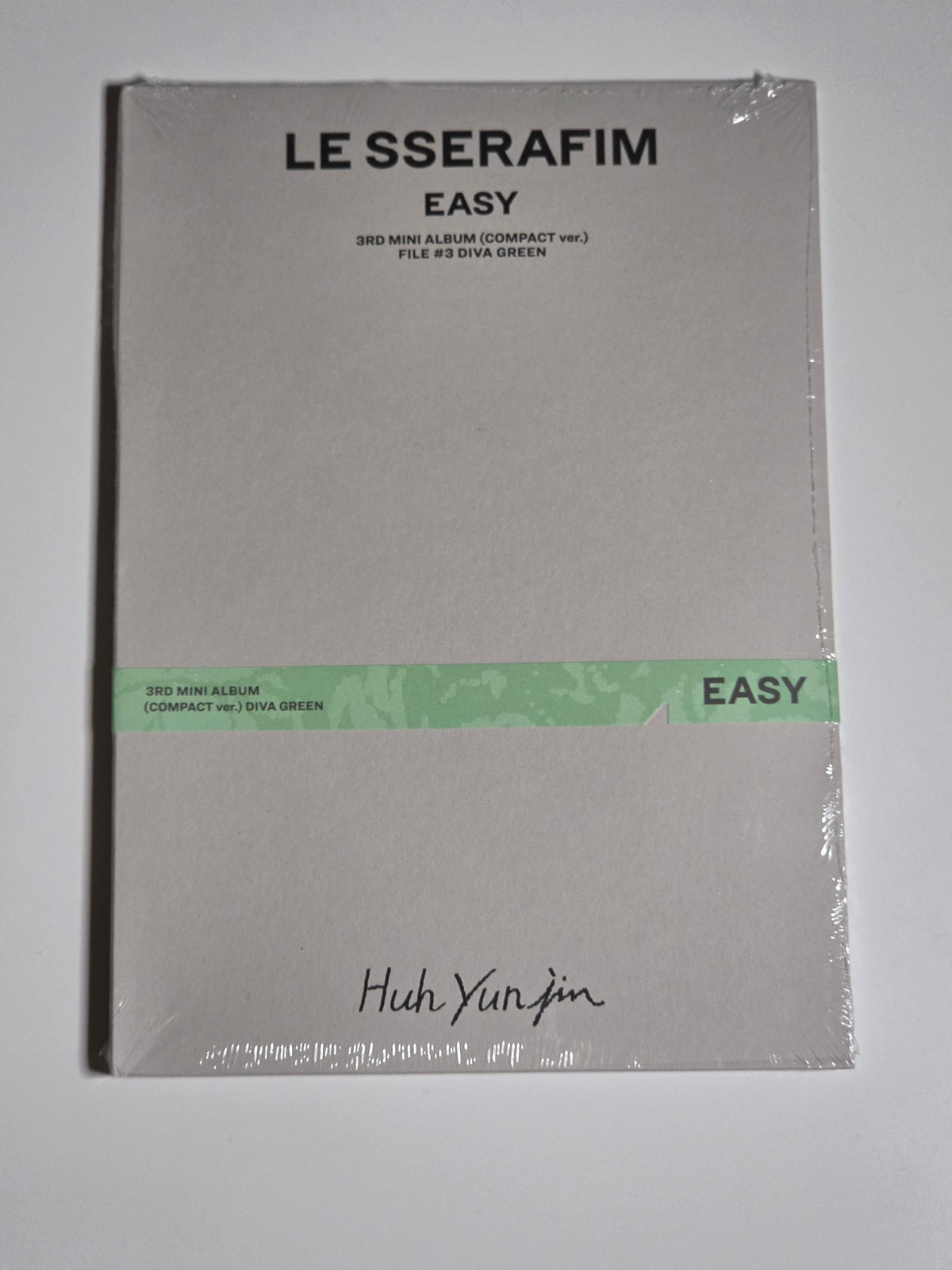 Lesserafim Easy Album Compact Version
