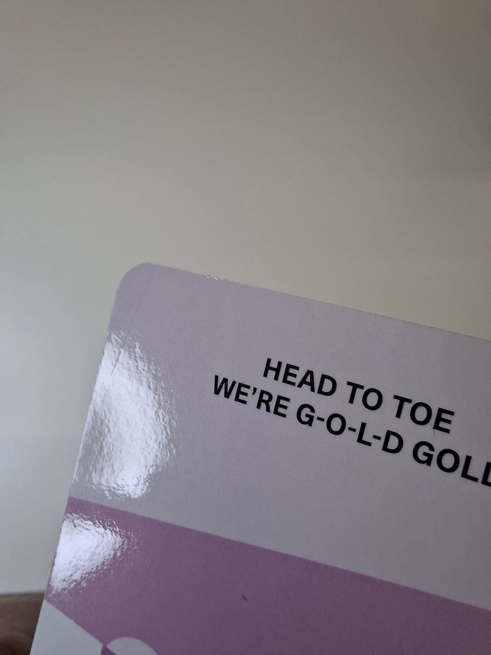Itzy Gold Photobook Album Photocard