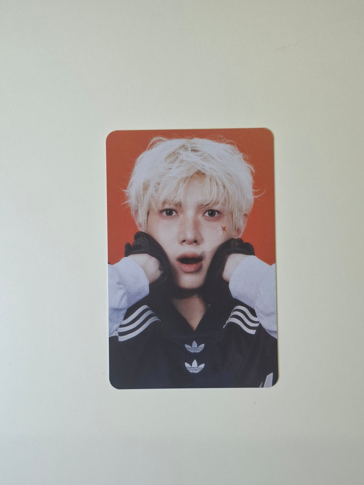 Ateez Aniteez in Color Random Trading Card Concept