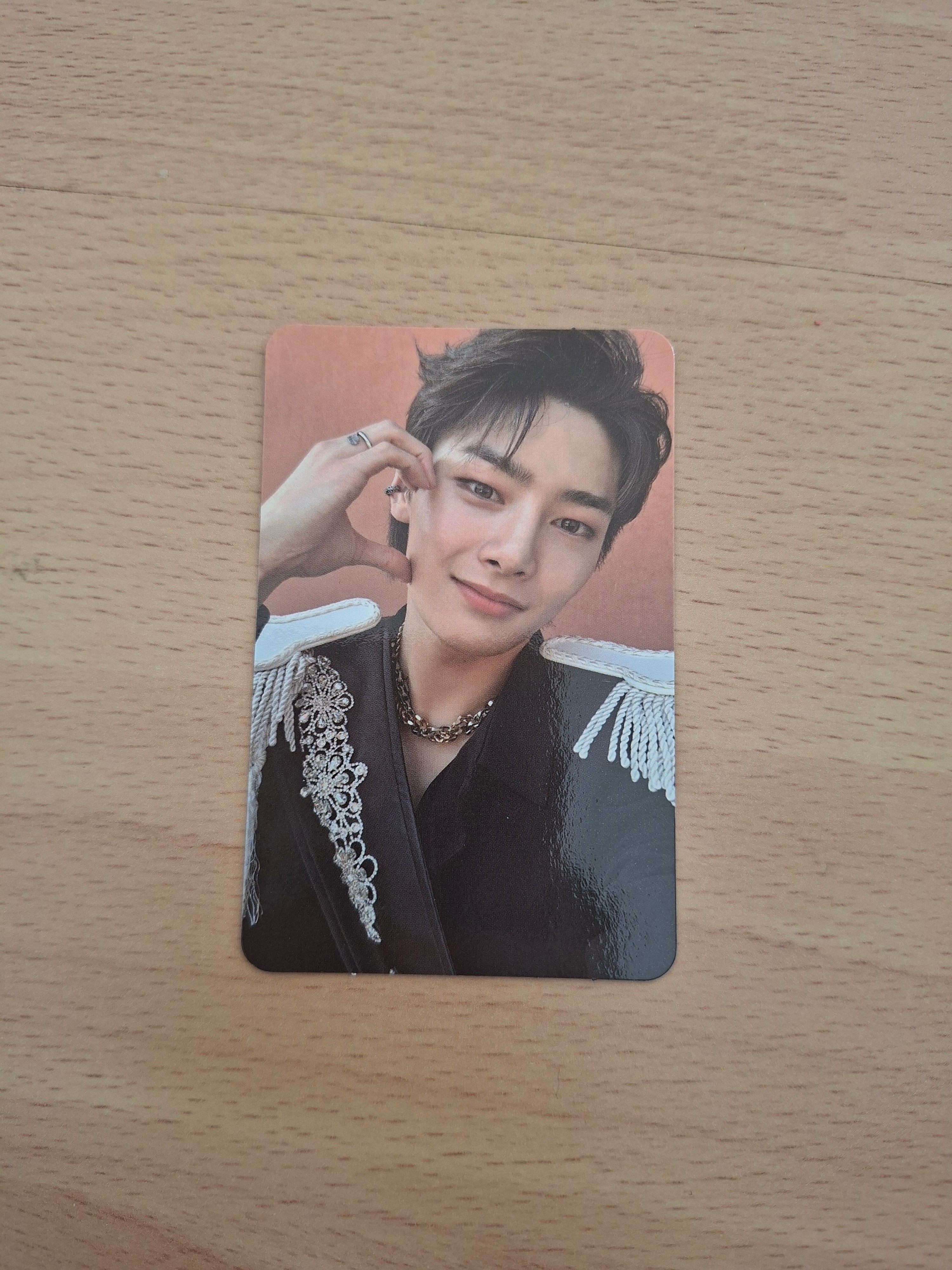 Stray Kids Noeasy Album Photocards