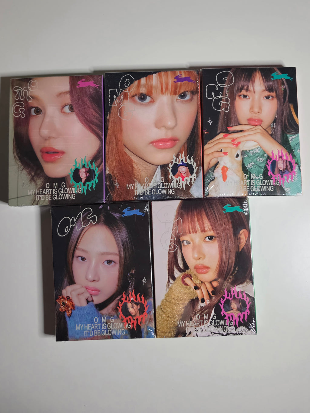 NewJeans OMG Album Message Card Version